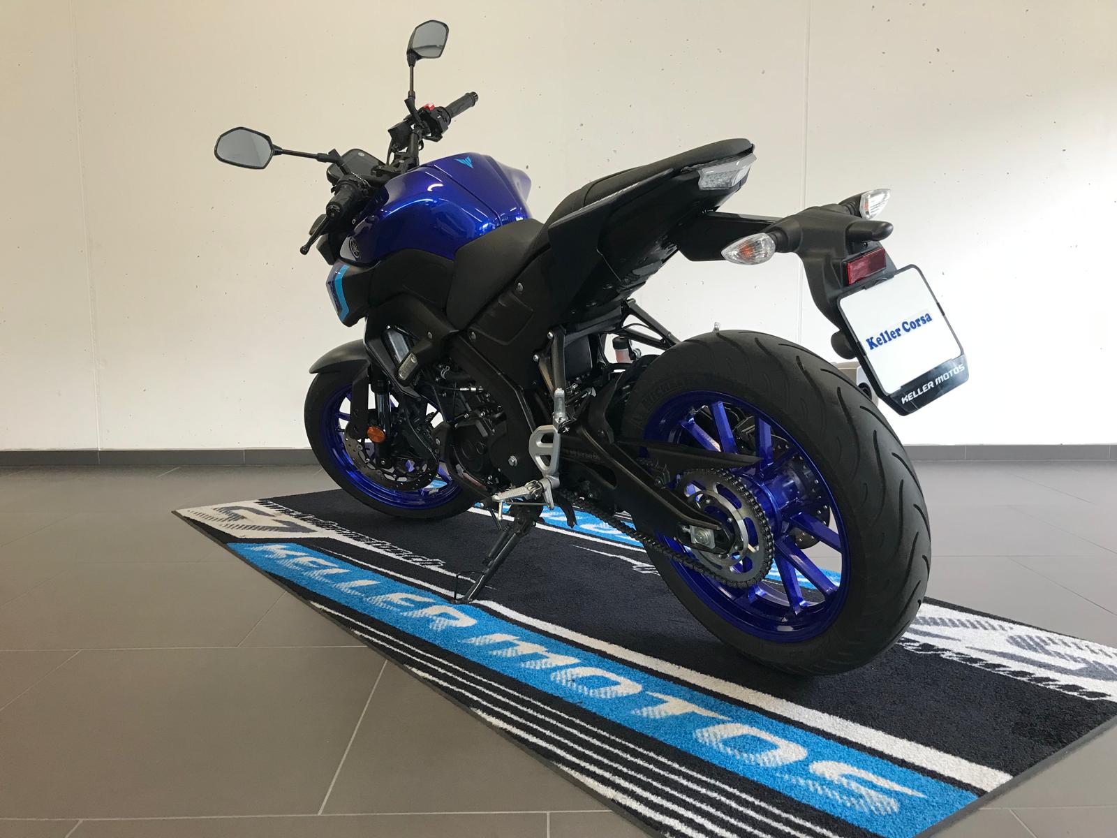 YAMAHA MT-125 ABS-showroom-element-3