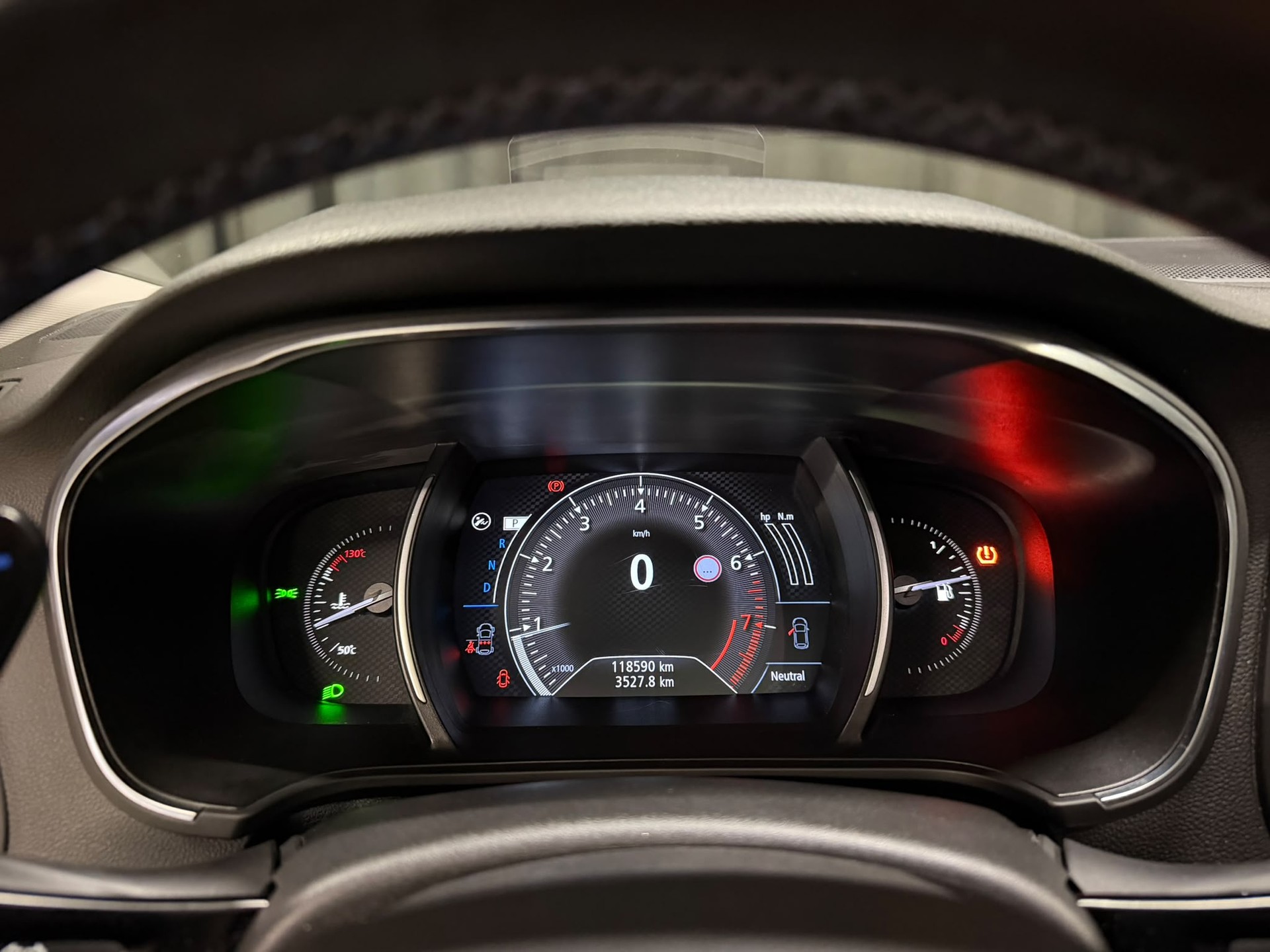 RENAULT Mégane 1.6 16V Turbo GT EDC-image-13