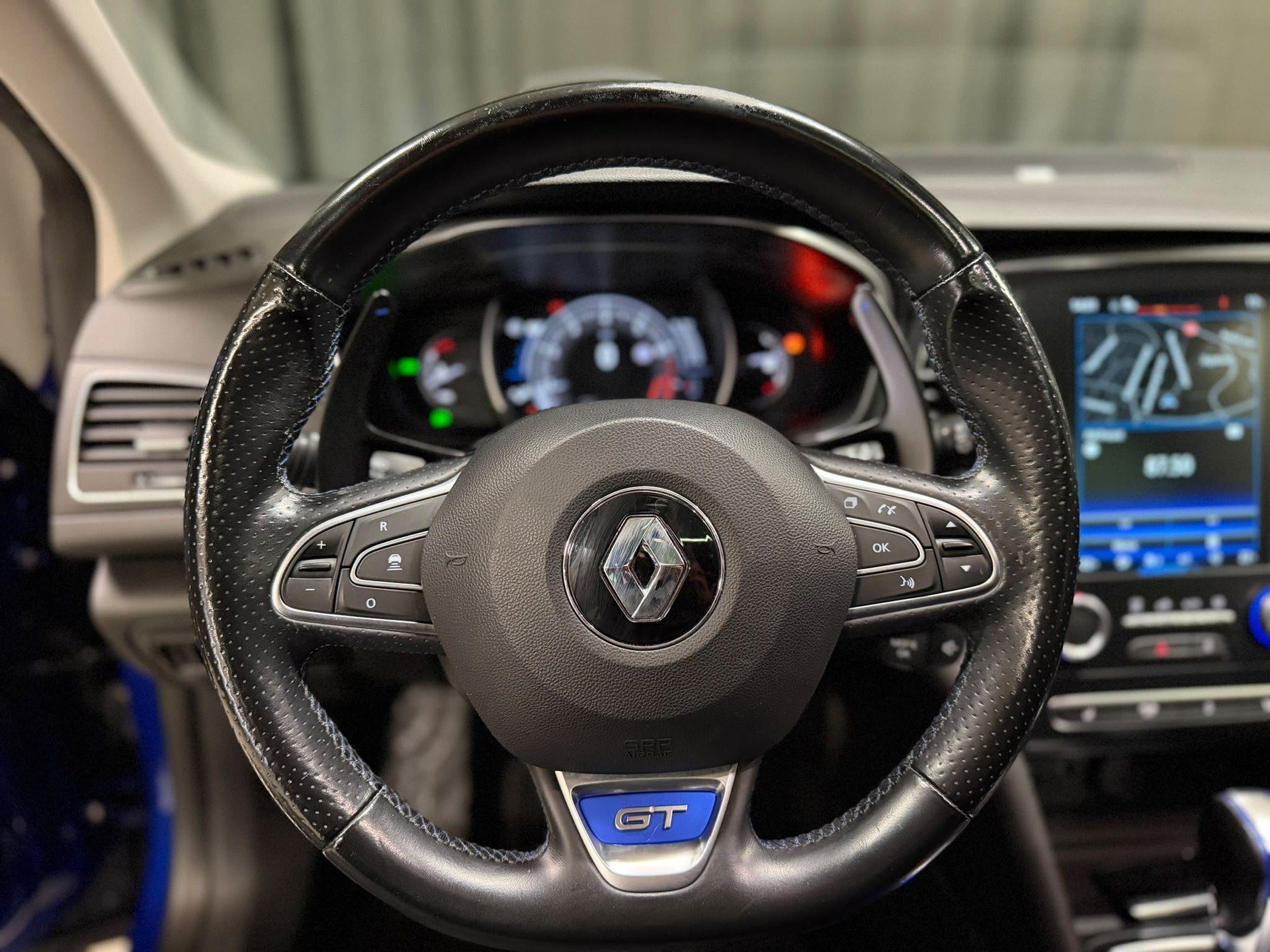 RENAULT Mégane 1.6 16V Turbo GT EDC-image-10