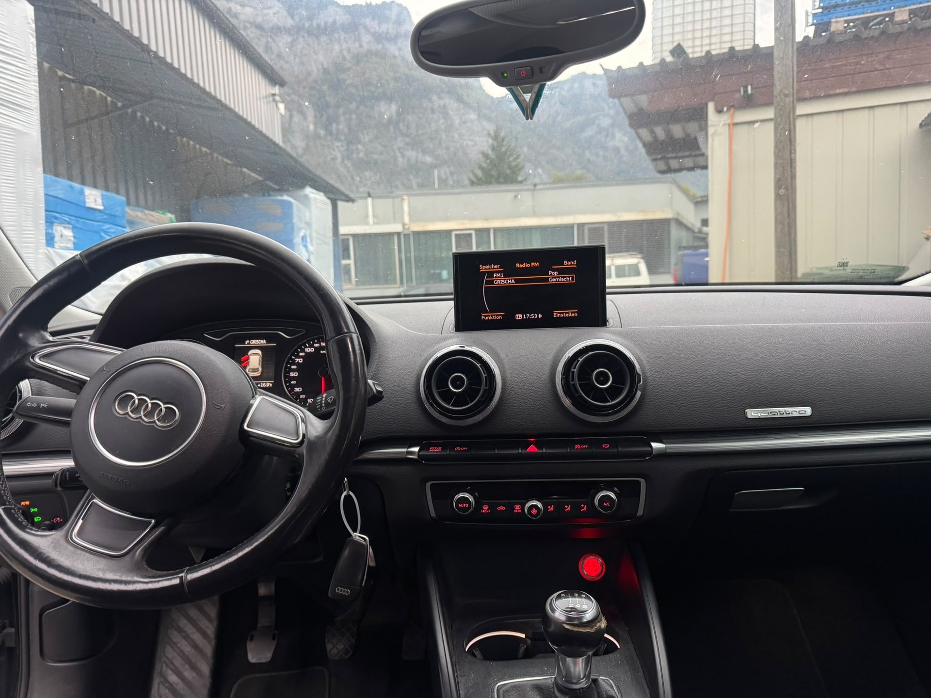 AUDI A3 Sportback 2.0 TDI Ambiente quattro-image-12
