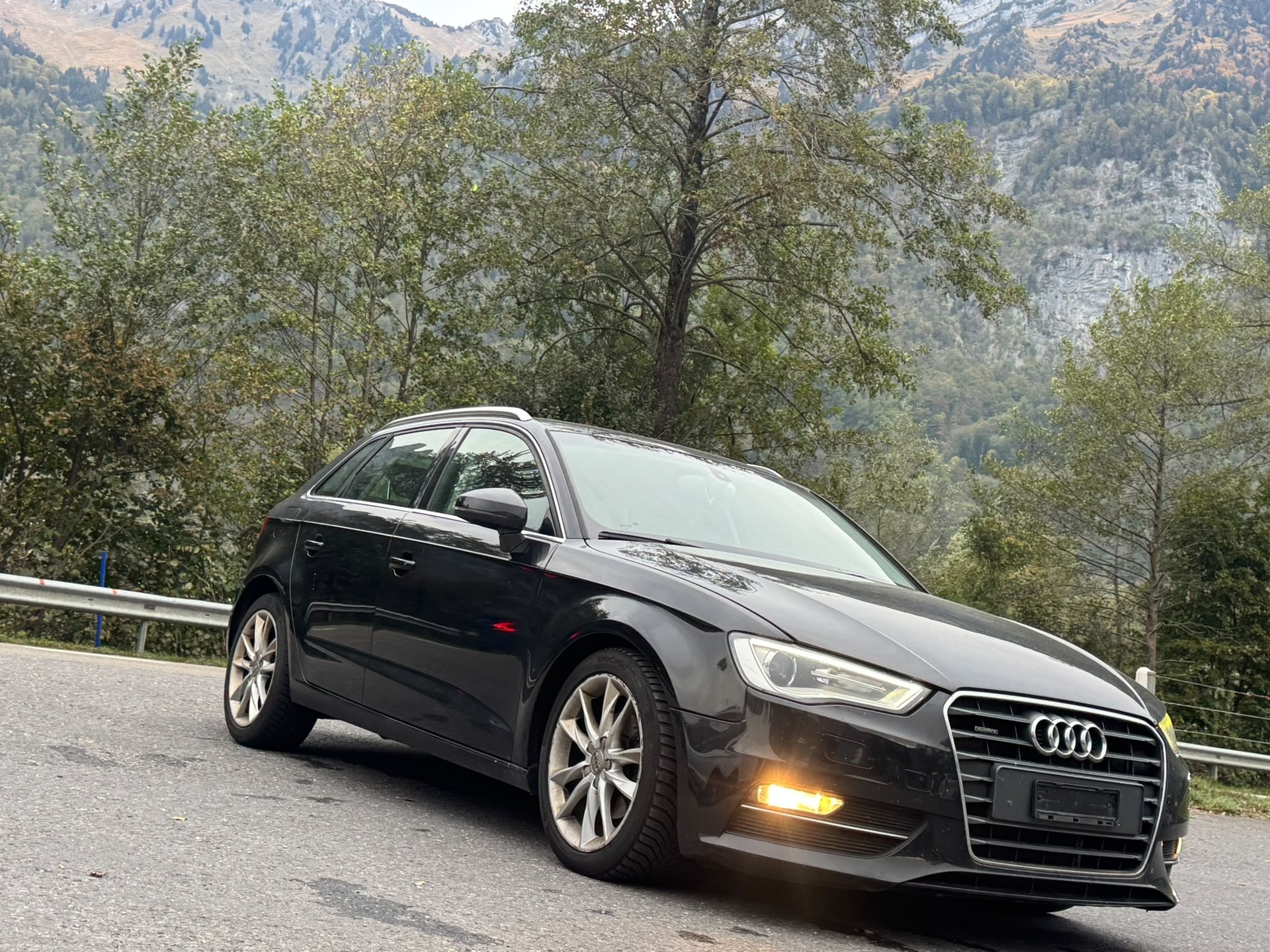 AUDI A3 Sportback 2.0 TDI Ambiente quattro-image-1