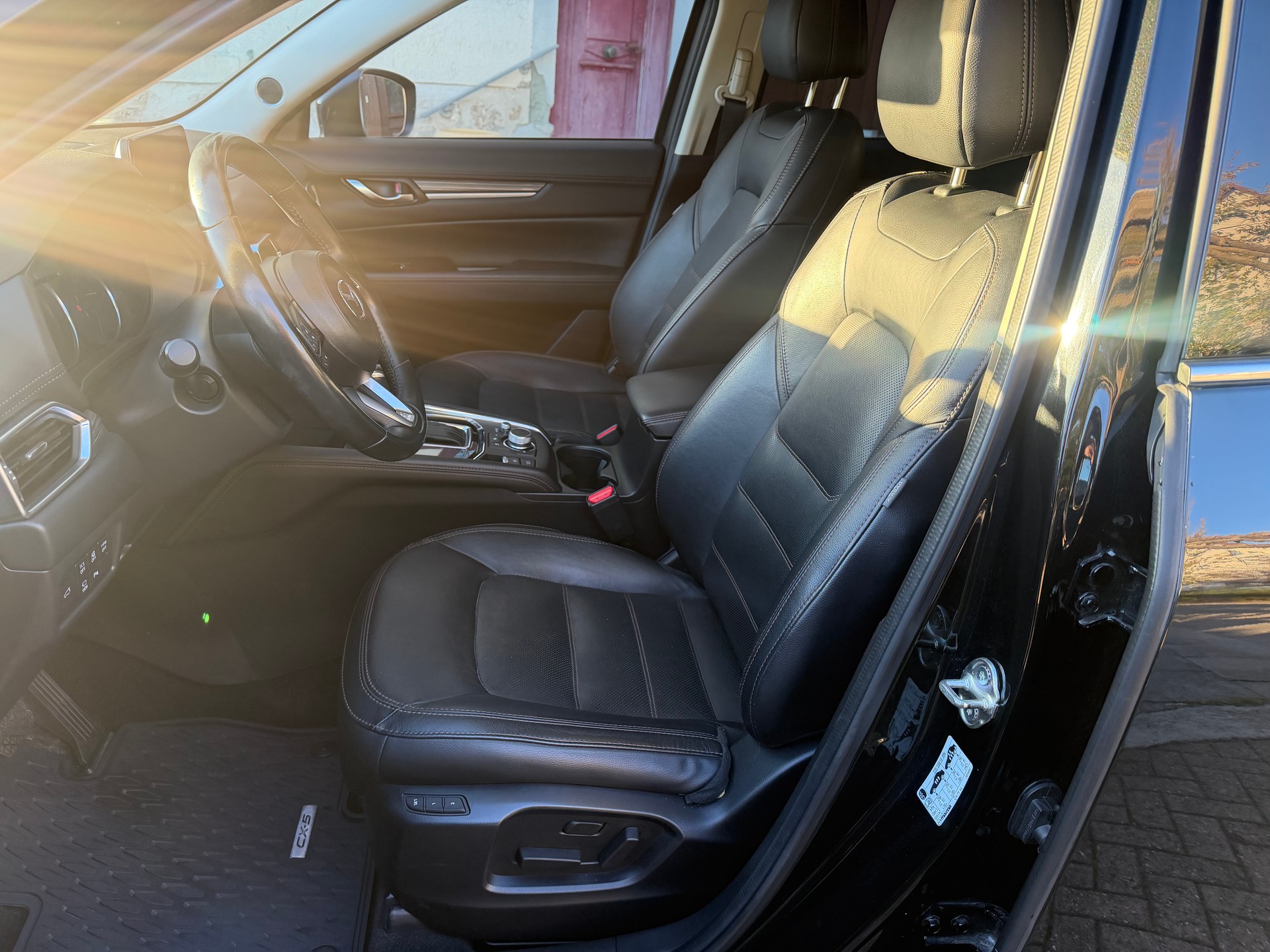 MAZDA CX-5 SKYACTIV-D 184 Revolution AWD Automat-image-5