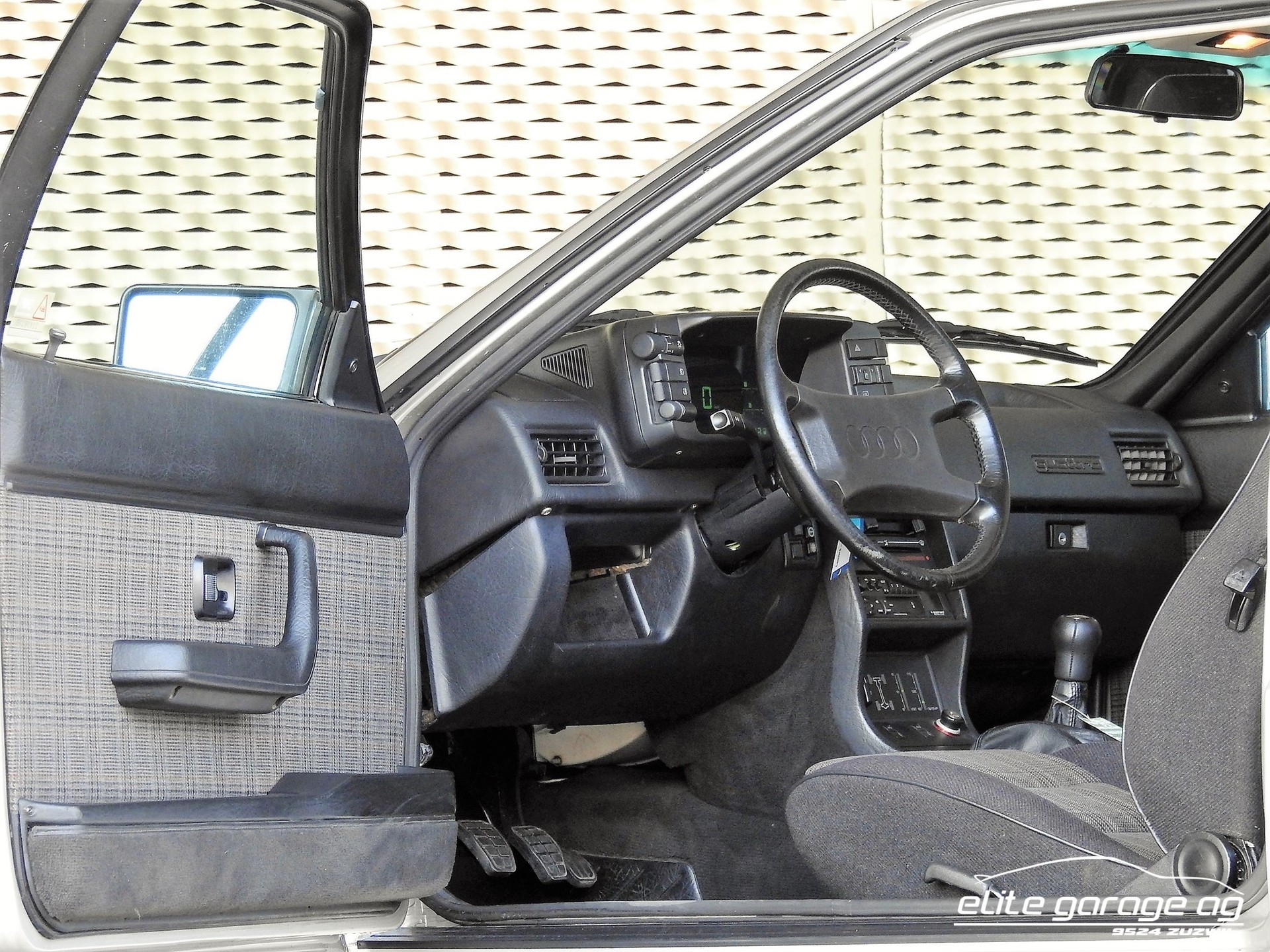 AUDI quattro Turbo-image-9