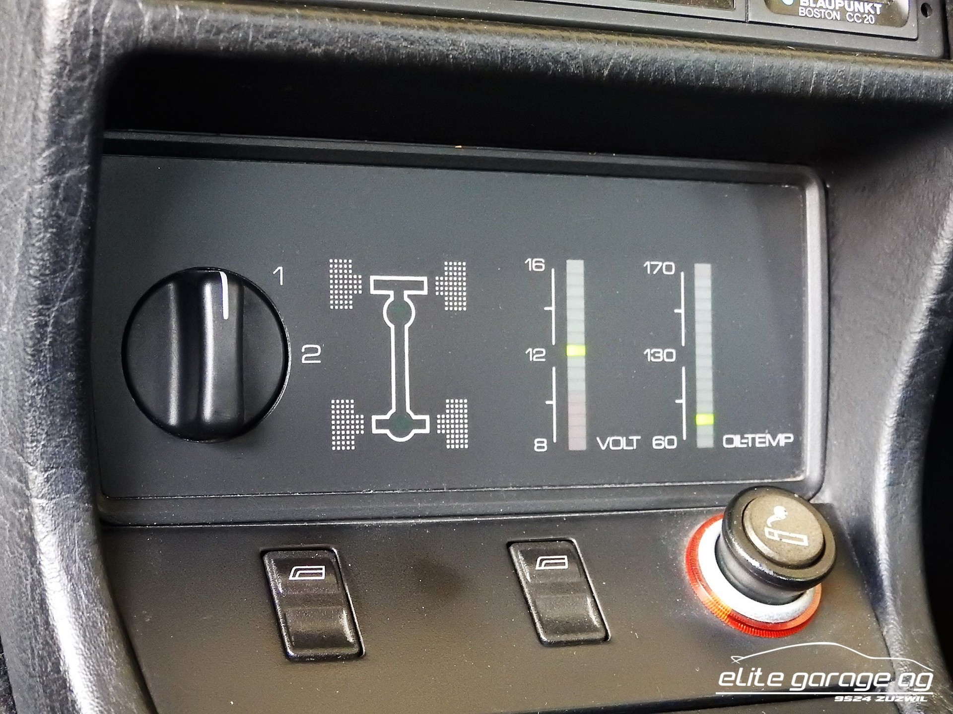 AUDI quattro Turbo-image-12