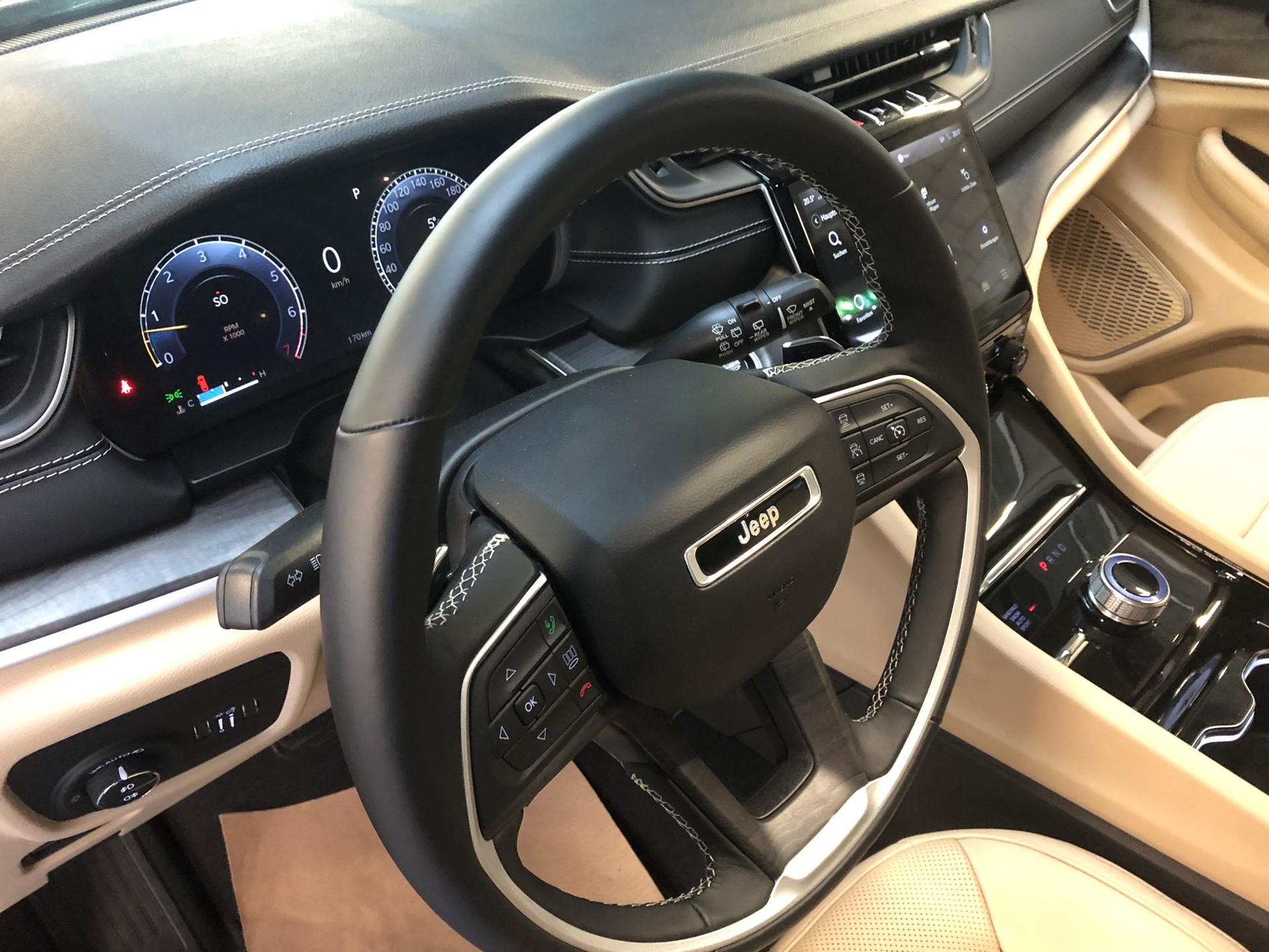 JEEP Grand Cherokee 3.6-V6 LIMITED AWD 4x4 Lang-image-24
