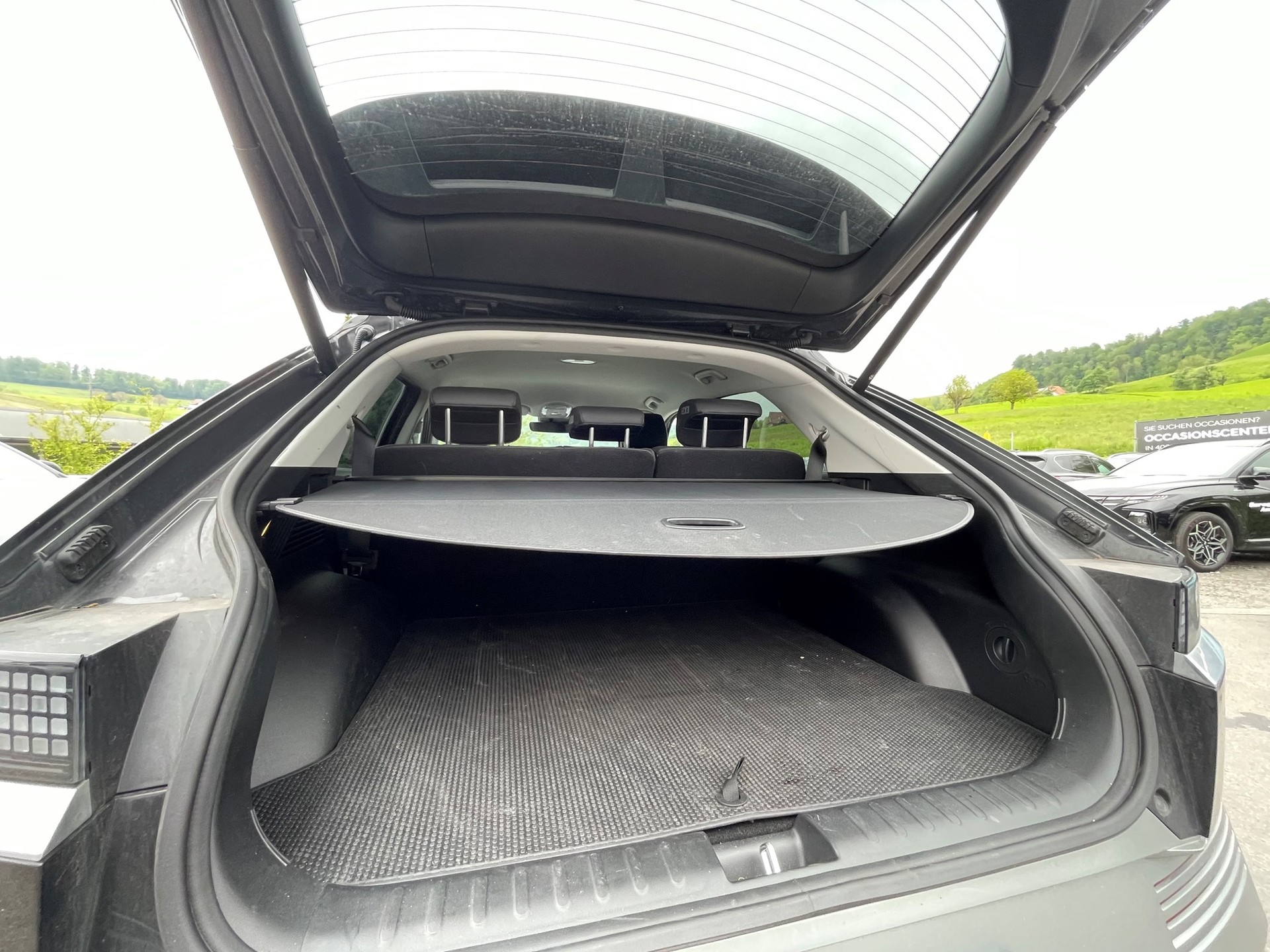 HYUNDAI Ioniq 5 72kWh First Edition 4WD-image-8