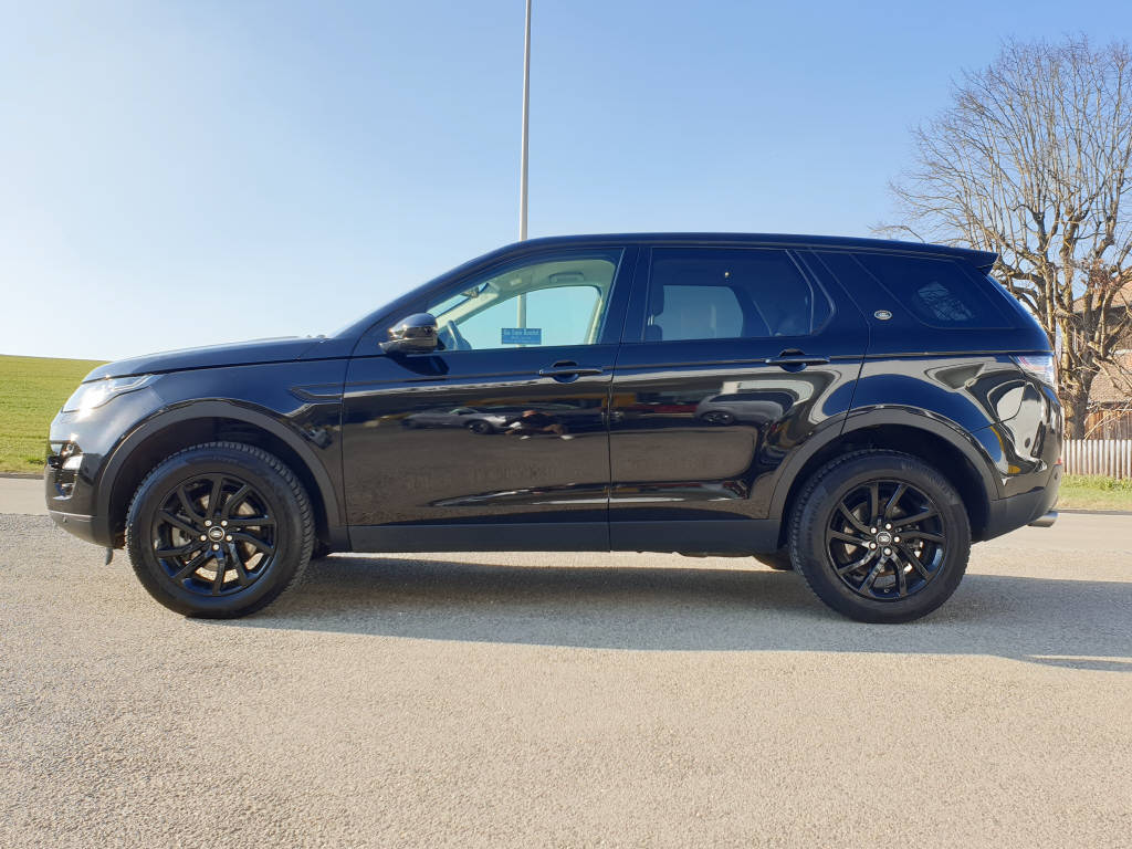 LAND ROVER Discovery Sport 2.0 TD4 SE 150cv 4x4-image-4