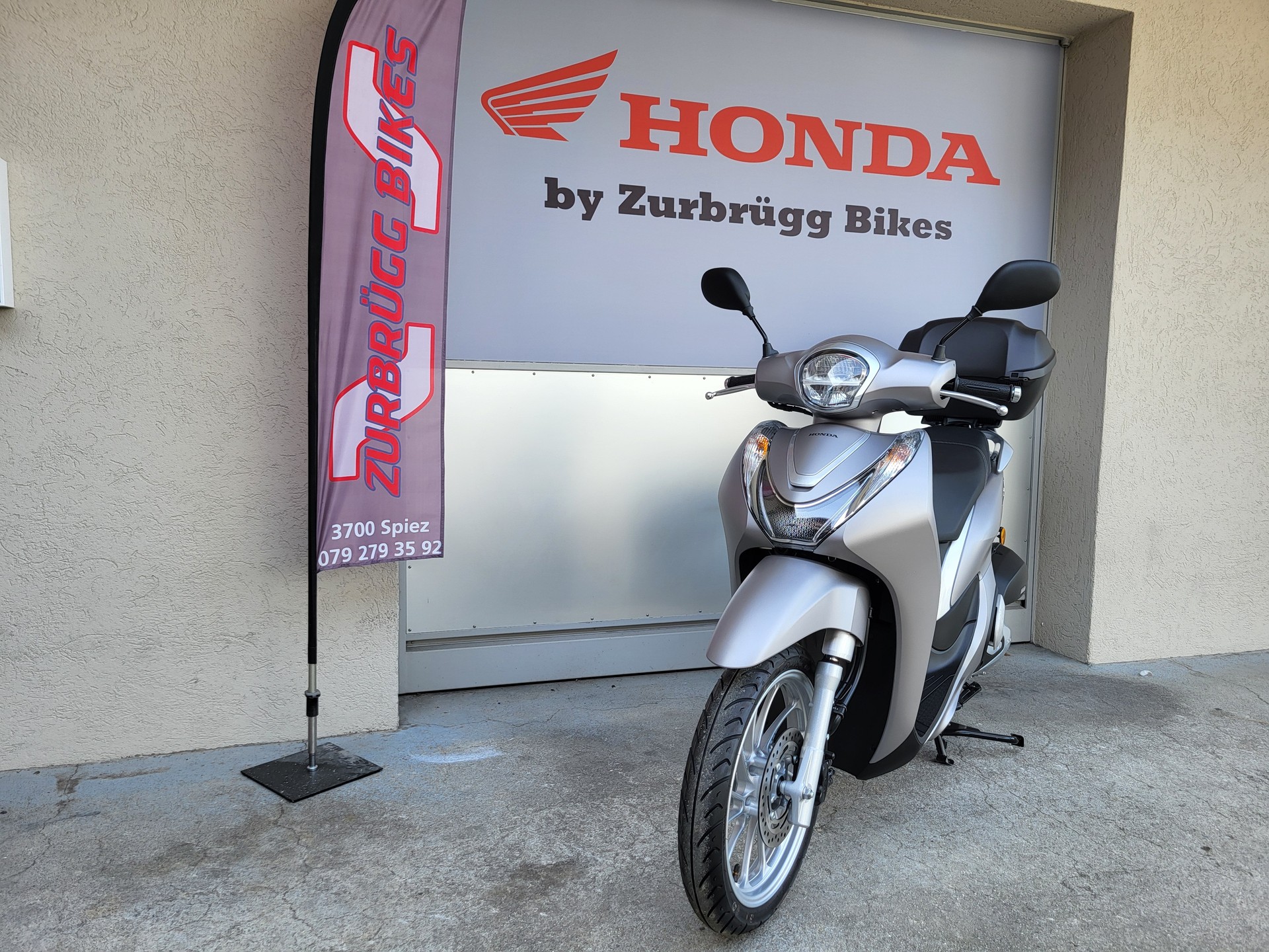 HONDA SH 125 i Mode-showroom-element-1