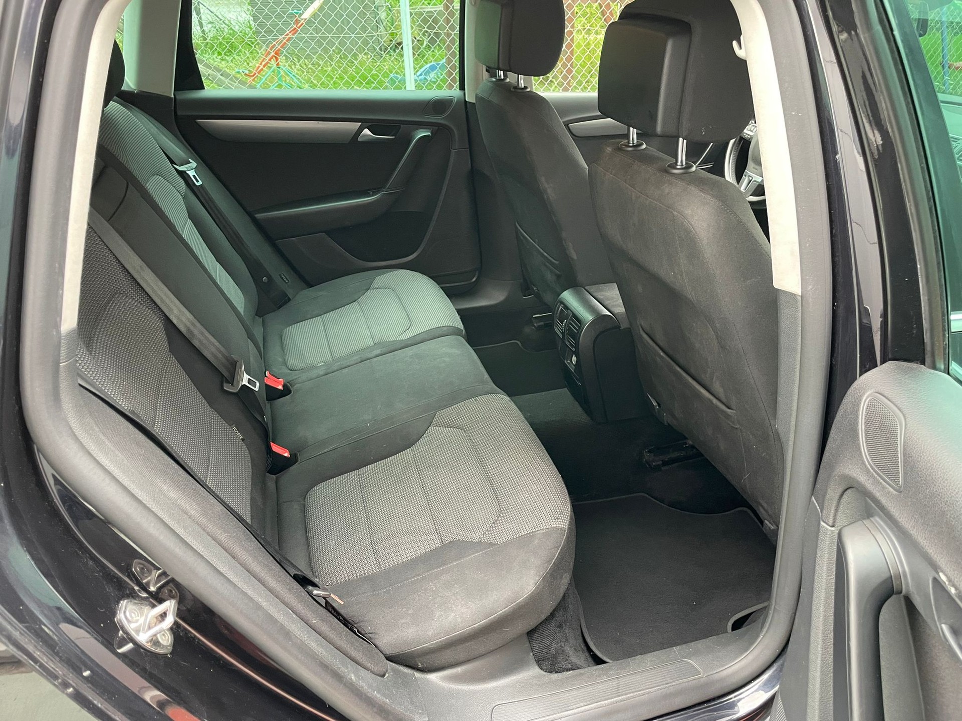 VW Passat Variant 2.0 TDI BMT Comfortline DSG-image-10