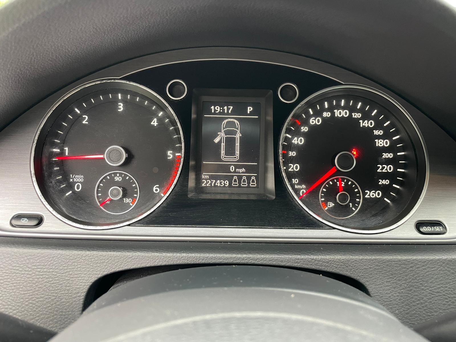 VW Passat Variant 2.0 TDI BMT Comfortline DSG-image-6