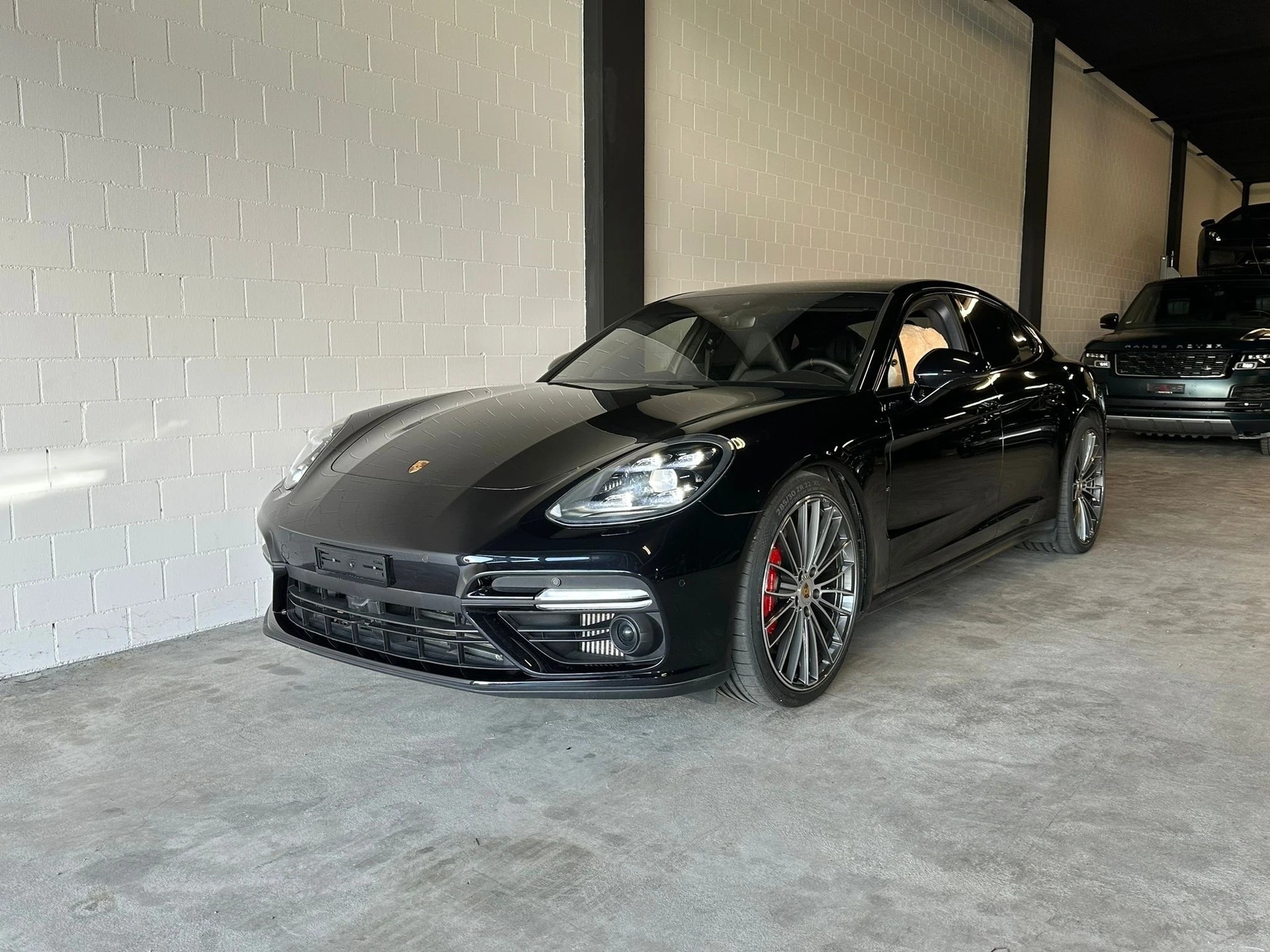 PORSCHE Panamera Turbo PDK Traumausstattung mit TECHART-Umbau 640 PS / 900 NM-showroom-element-1