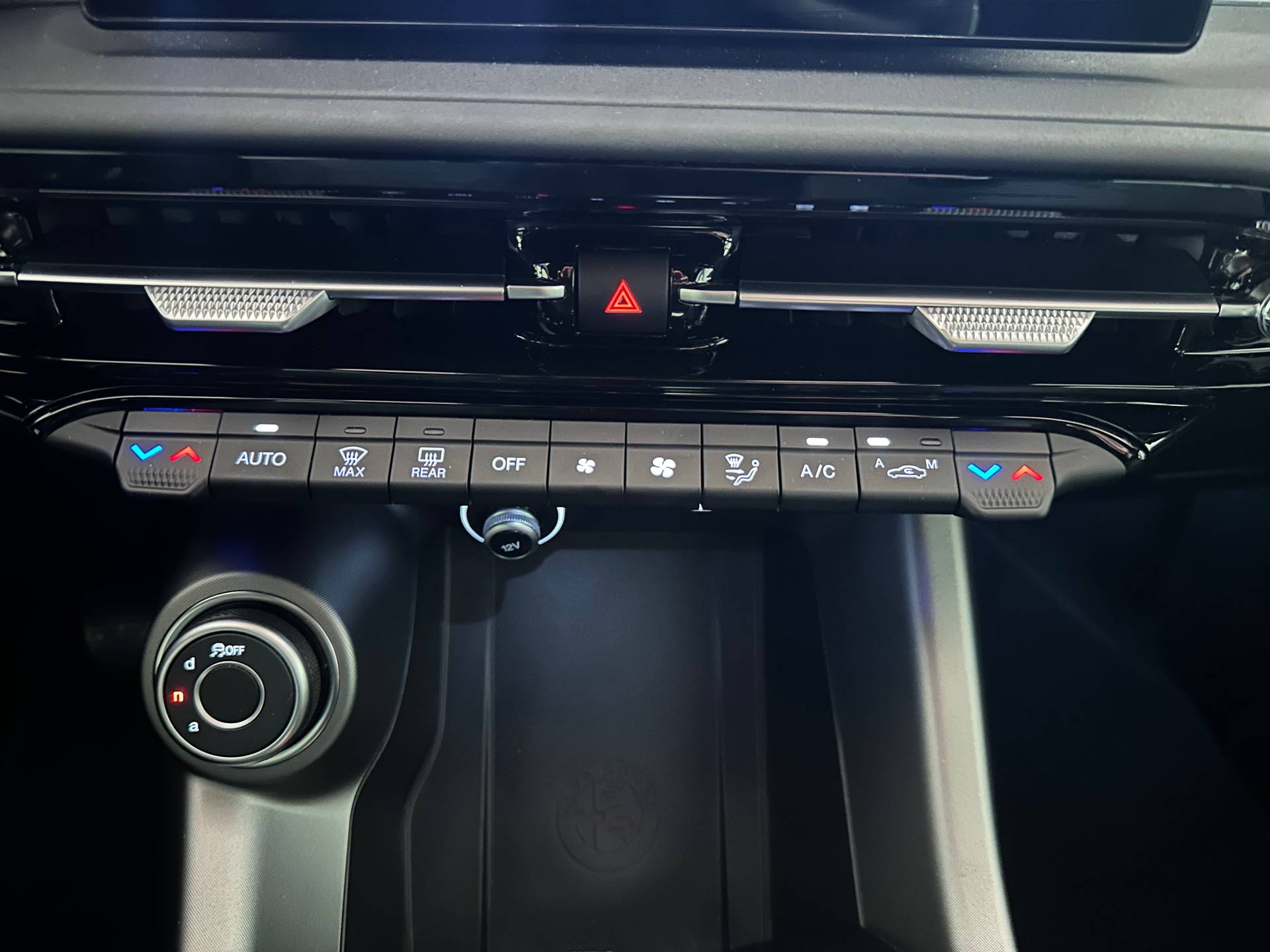 ALFA ROMEO Tonale 1.6 JTD Super-image-17