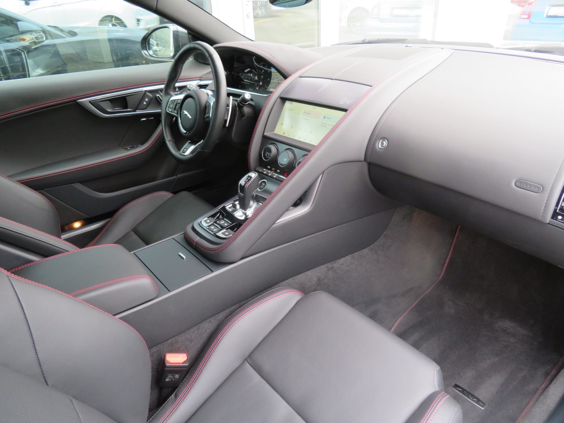 JAGUAR F-Type Convertible 5.0 V8 R75 AWD Automatik-image-13