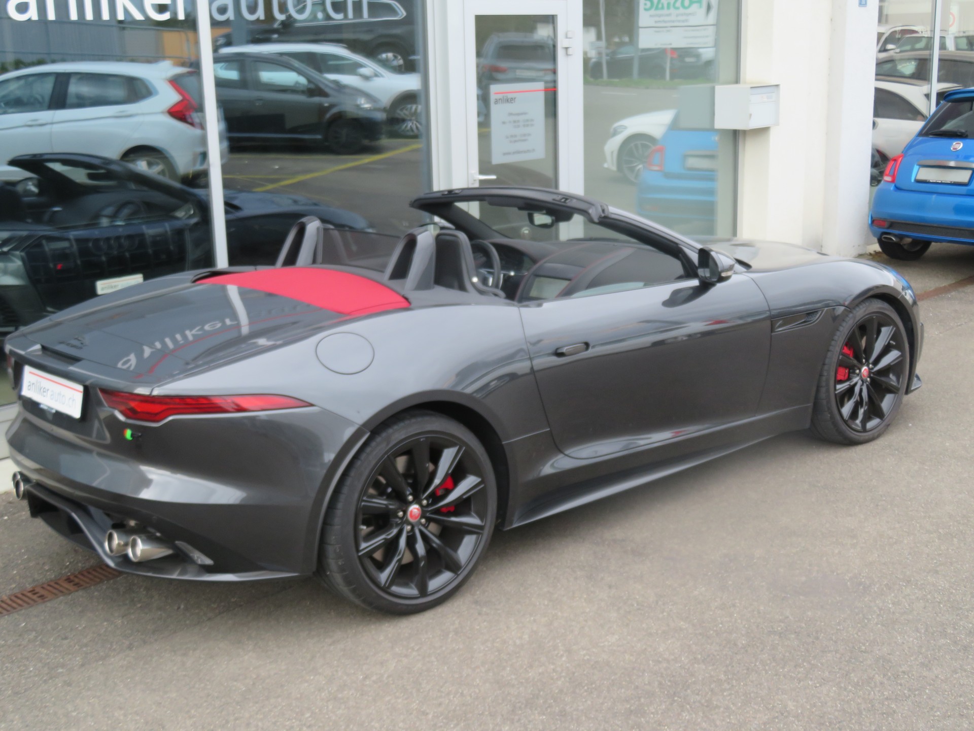 JAGUAR F-Type Convertible 5.0 V8 R75 AWD Automatik-image-4