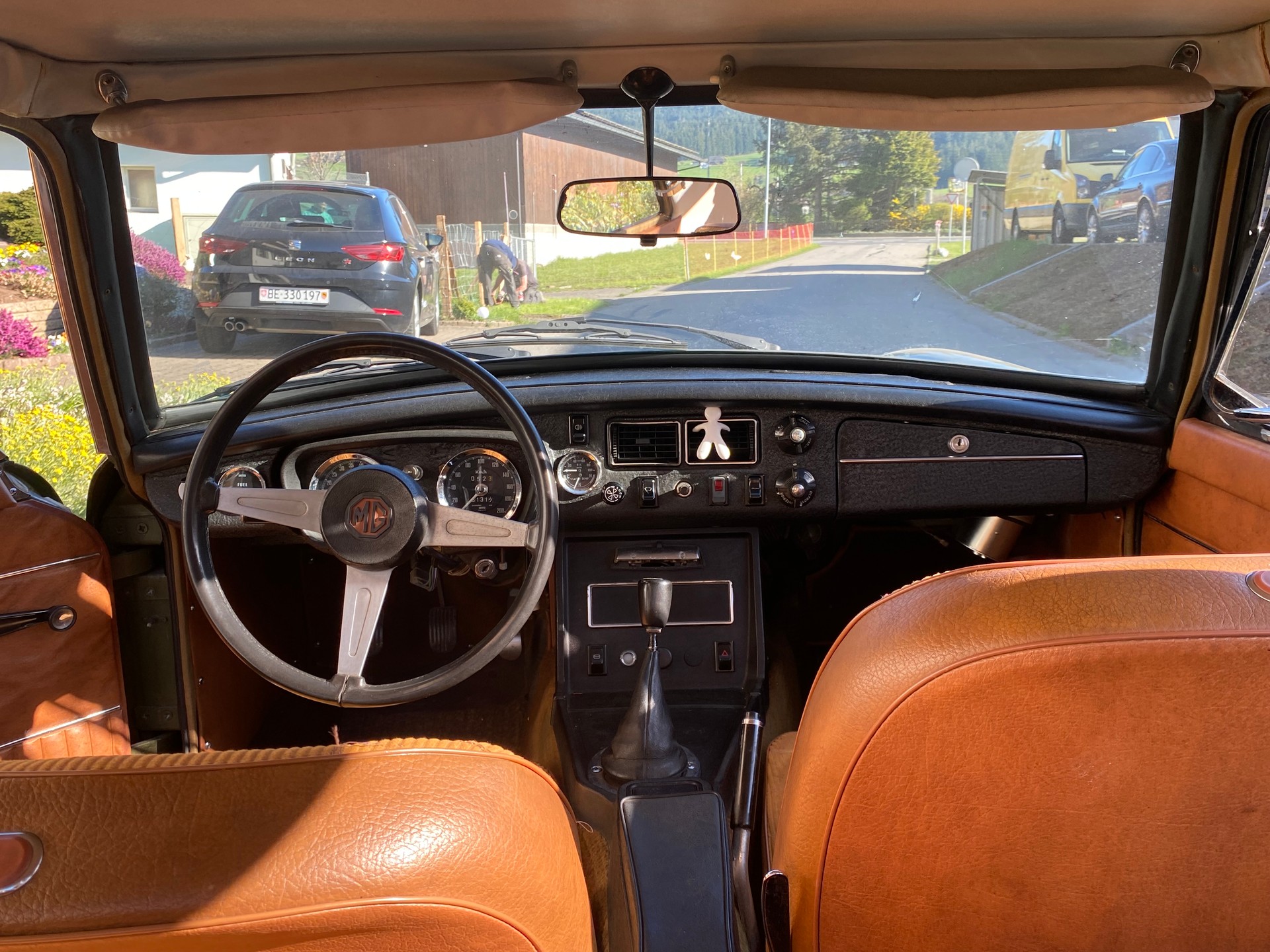 MG GT-image-9