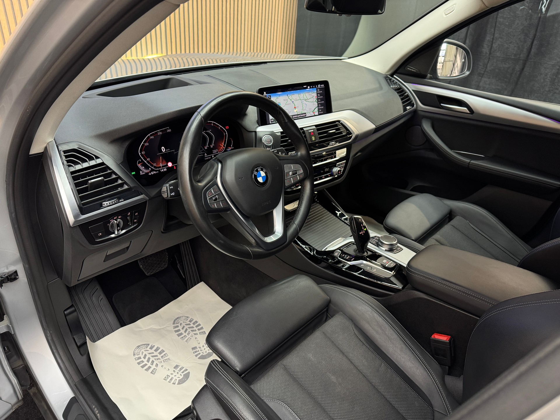 BMW X3 xDrive 20d Luxury Line Steptronic *Ab CHF 297.-/ Monat*-image-6