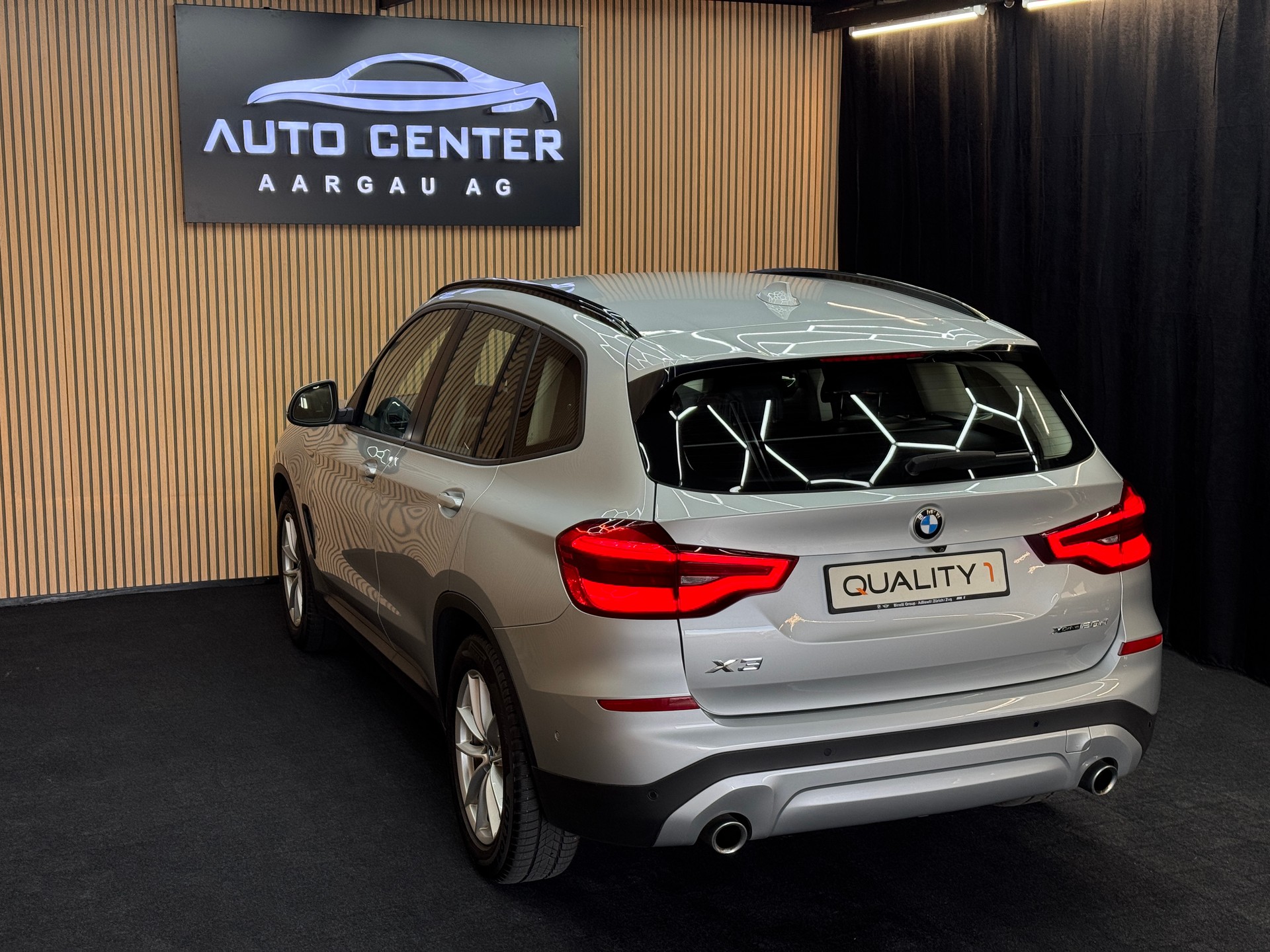 BMW X3 xDrive 20d Luxury Line Steptronic *Ab CHF 297.-/ Monat*-image-2