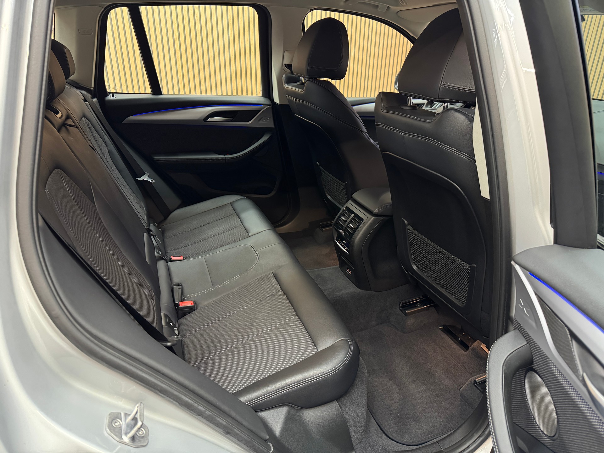 BMW X3 xDrive 20d Luxury Line Steptronic *Ab CHF 297.-/ Monat*-image-9