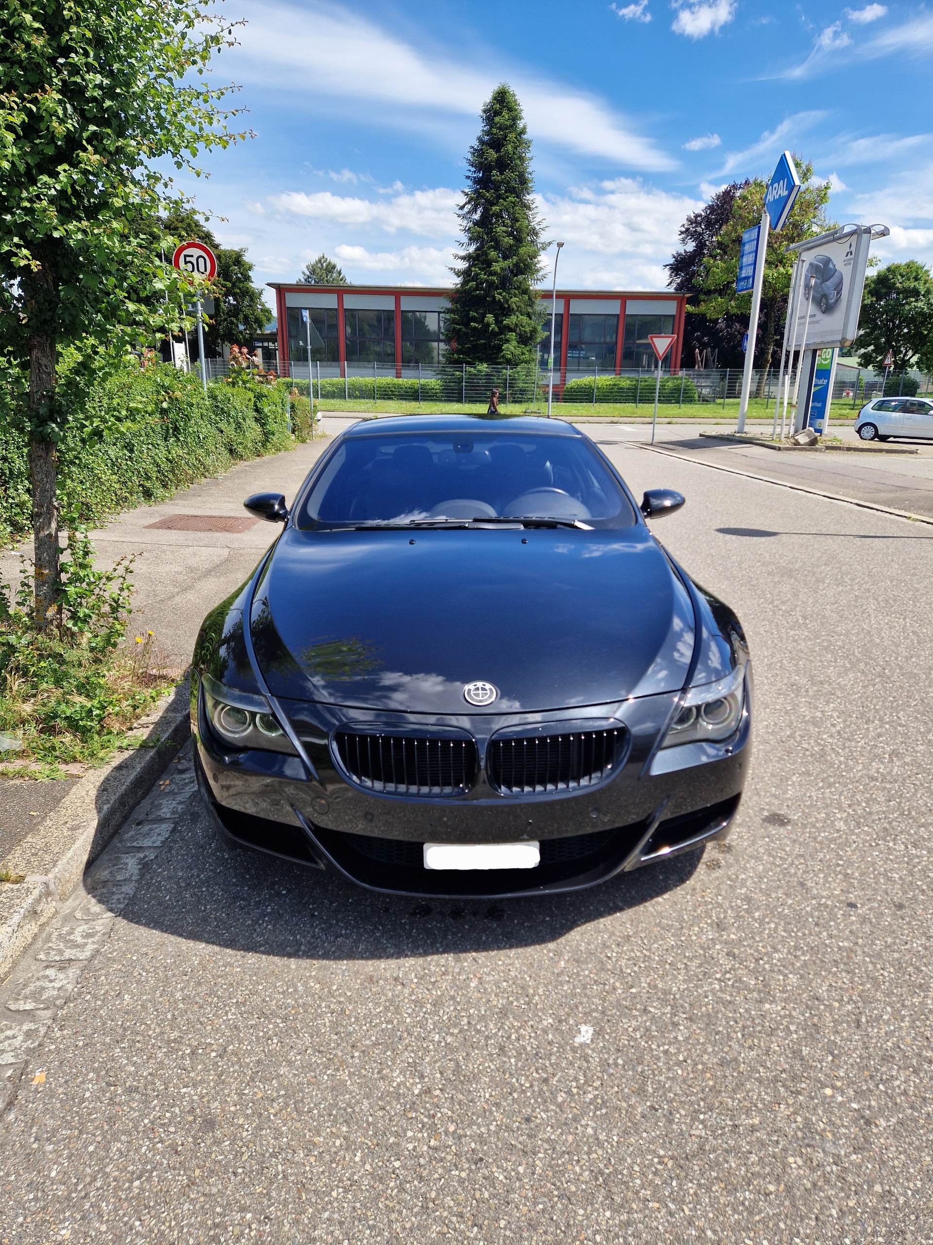 BMW M6-image-1