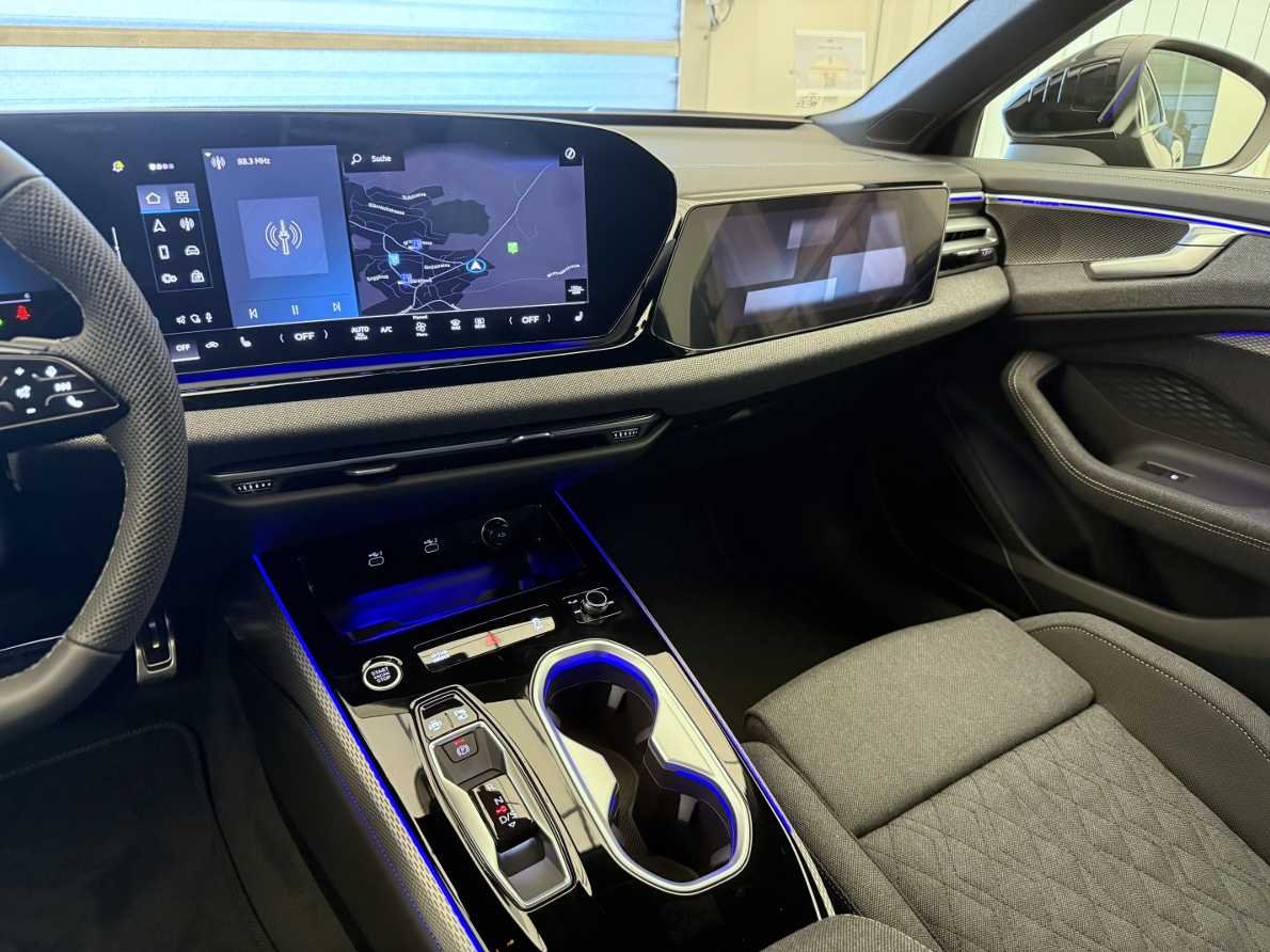 AUDI A6 Limousine TDI quattro 150 kW S tronic-image-14