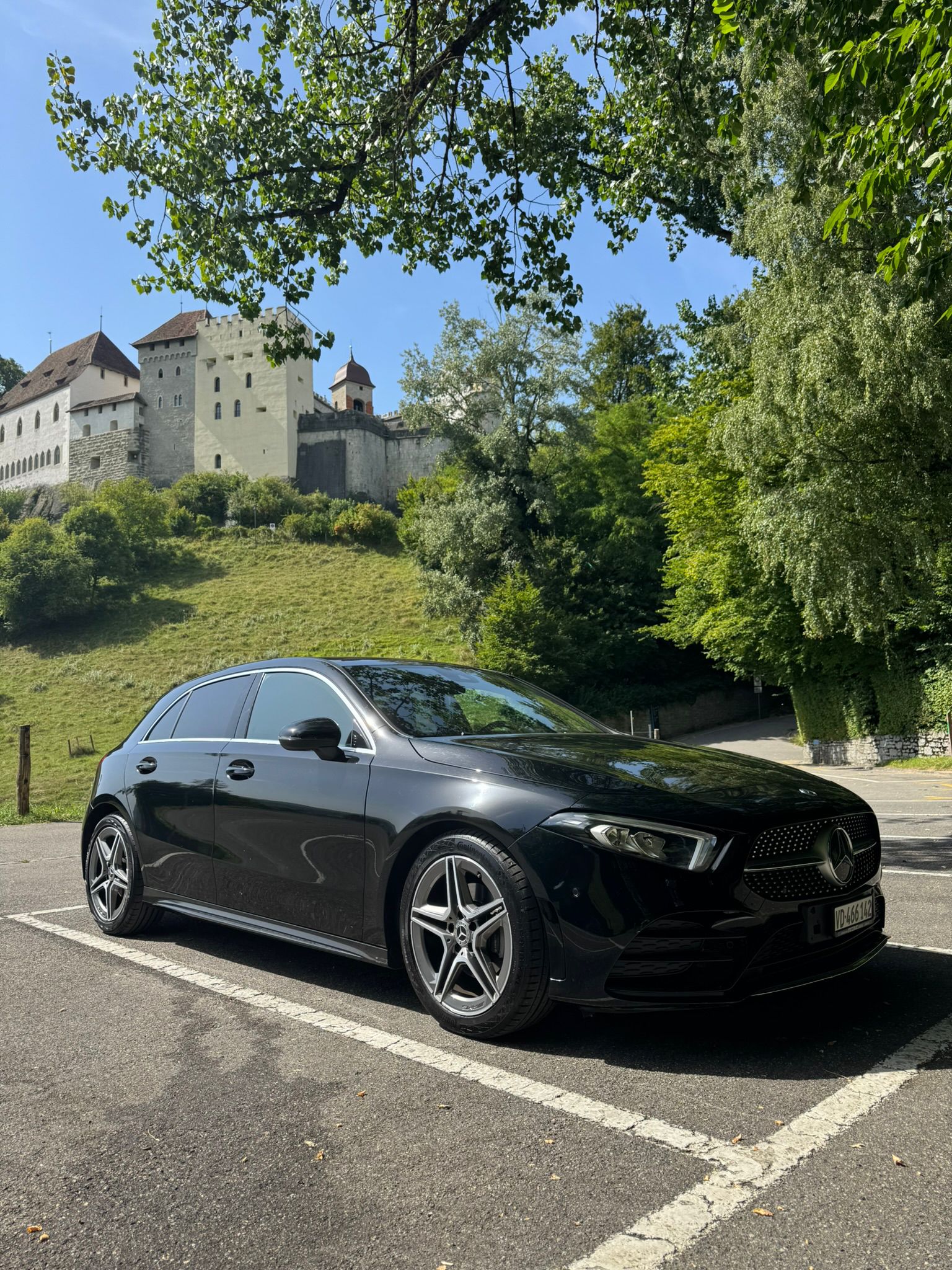 MERCEDES-BENZ Mercedes-Benz W177 A180 7G-DCT AMG Line
