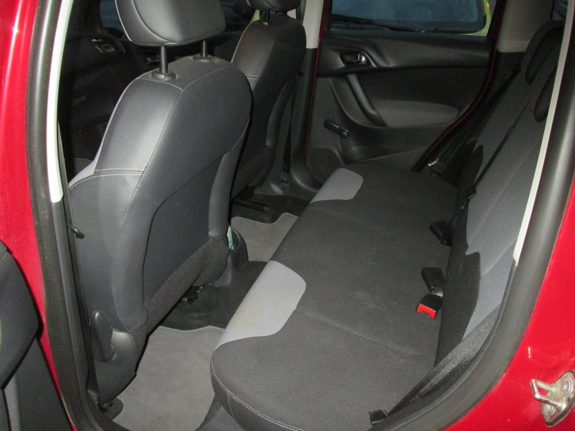 CITROEN C3 1.4i Attraction Pack-image-8