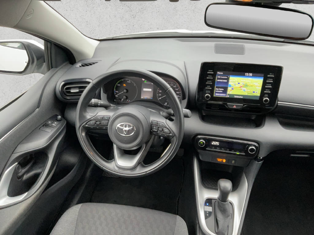 TOYOTA Yaris 1.5 VVT-i HSD Comfort-image-10