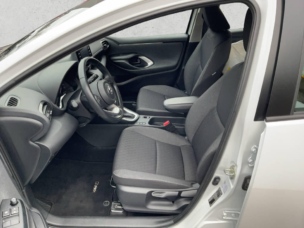 TOYOTA Yaris 1.5 VVT-i HSD Comfort-image-8