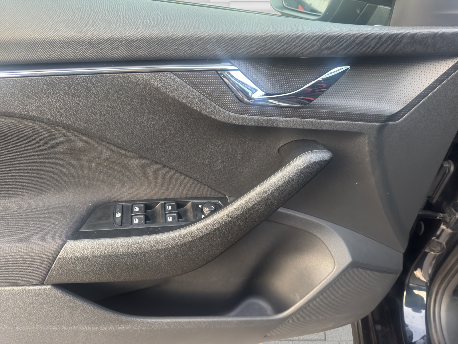 SKODA Scala 1.0 TSI Monte Carlo DSG-image-14