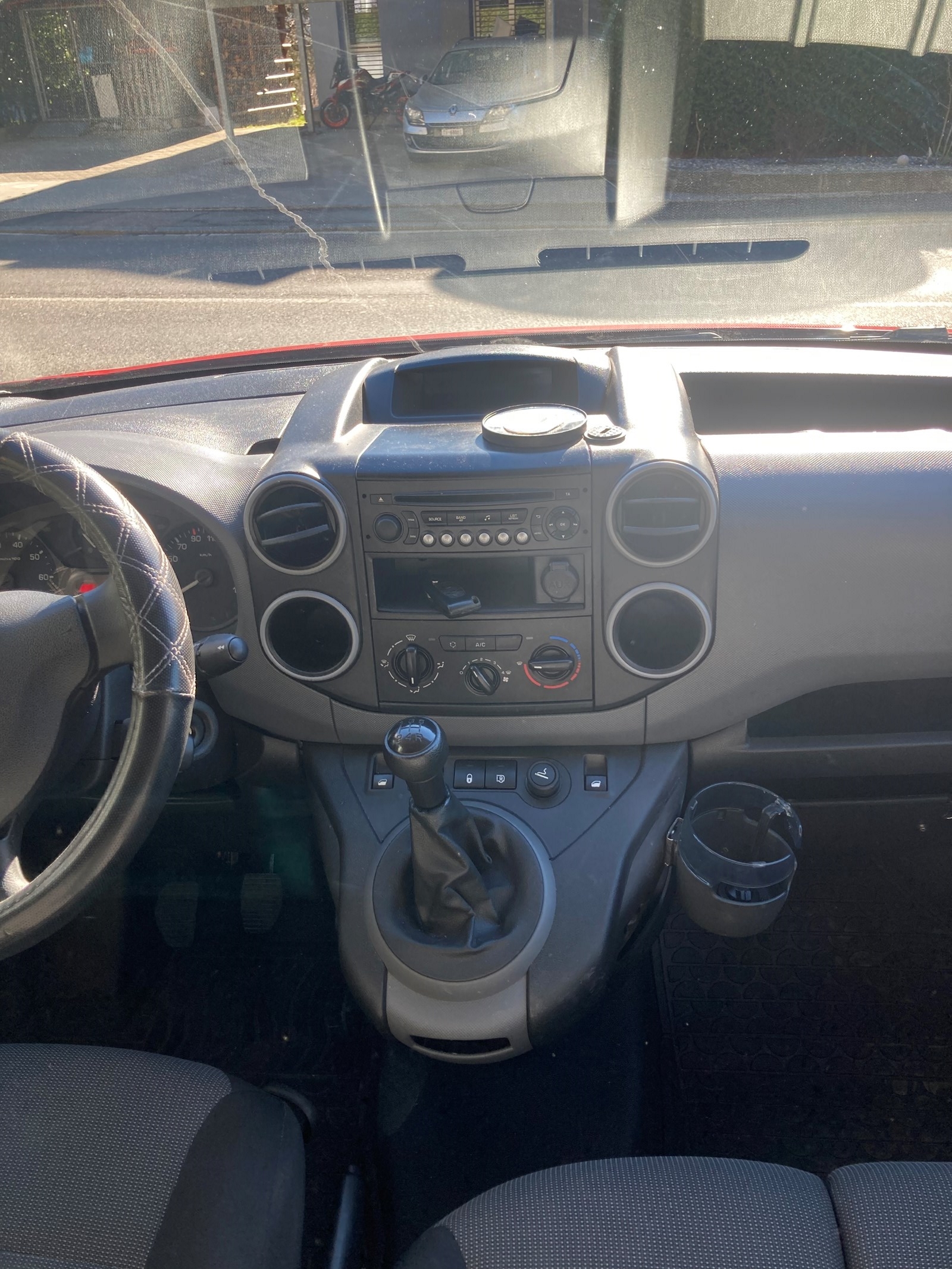 CITROEN Berlingo 1.6 BlueHDi 100 S&S Komfort-image-6