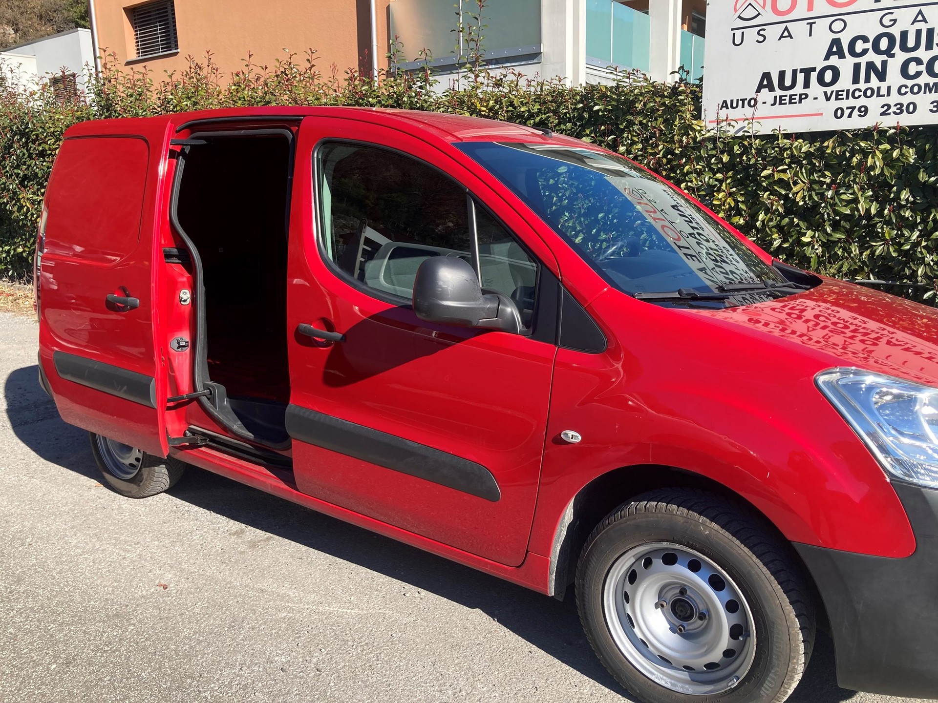 CITROEN Berlingo 1.6 BlueHDi 100 S&S Komfort-image-2