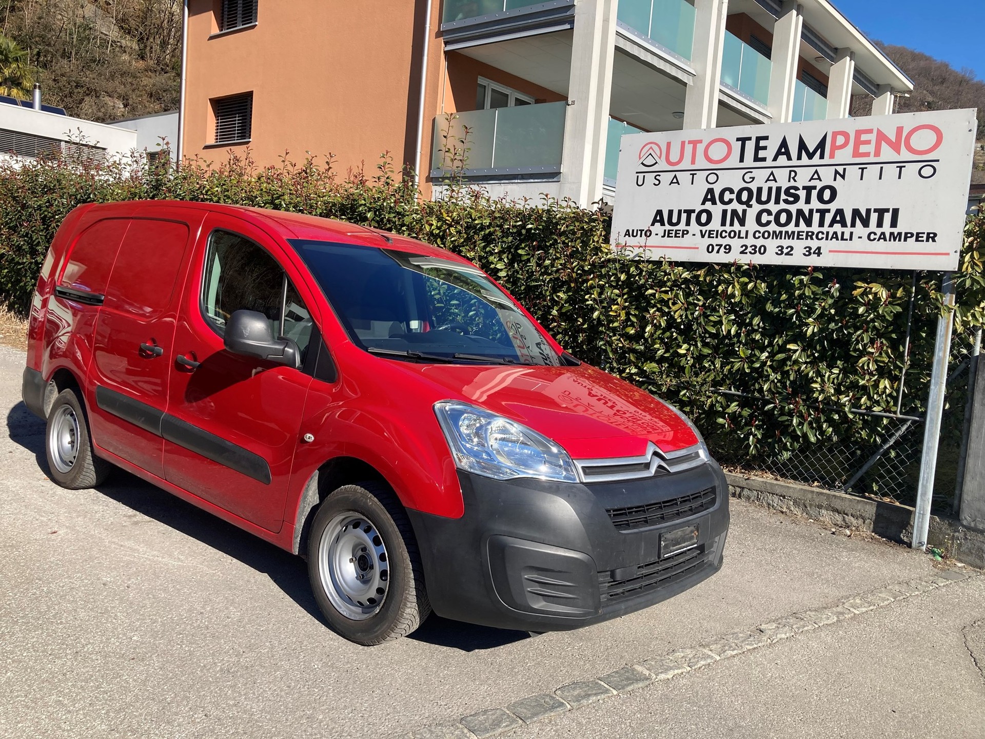 CITROEN Berlingo 1.6 BlueHDi 100 S&S Komfort-image-0