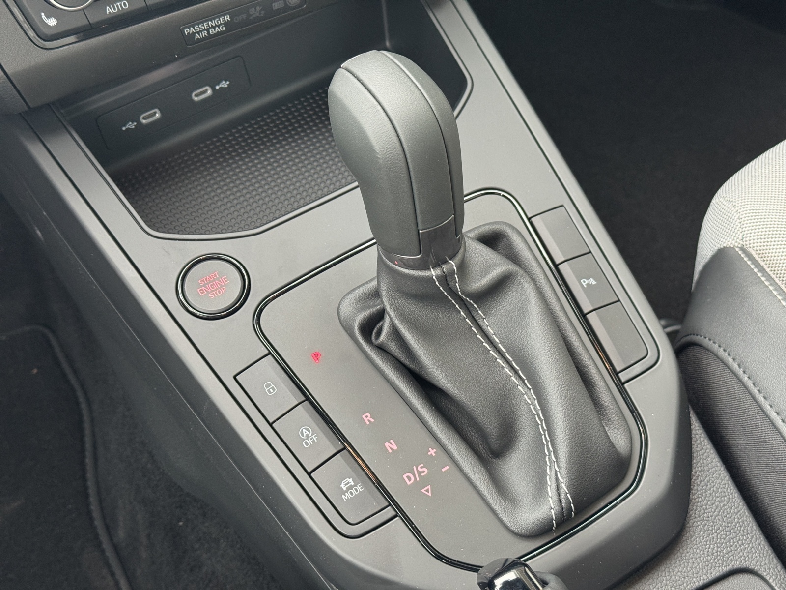 SEAT Ibiza 1.0 TSI 115 Move FR DSG-image-9