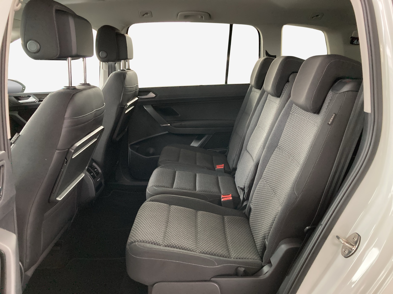 VW Touran 1.5 TSI EVO Comfortline United DSG-image-11