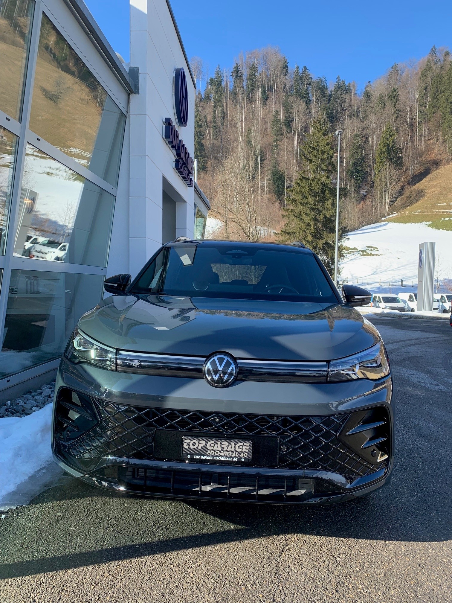 VW Tiguan 2.0 TDI SCR R-Line 4Motion DSG-showroom-element-2