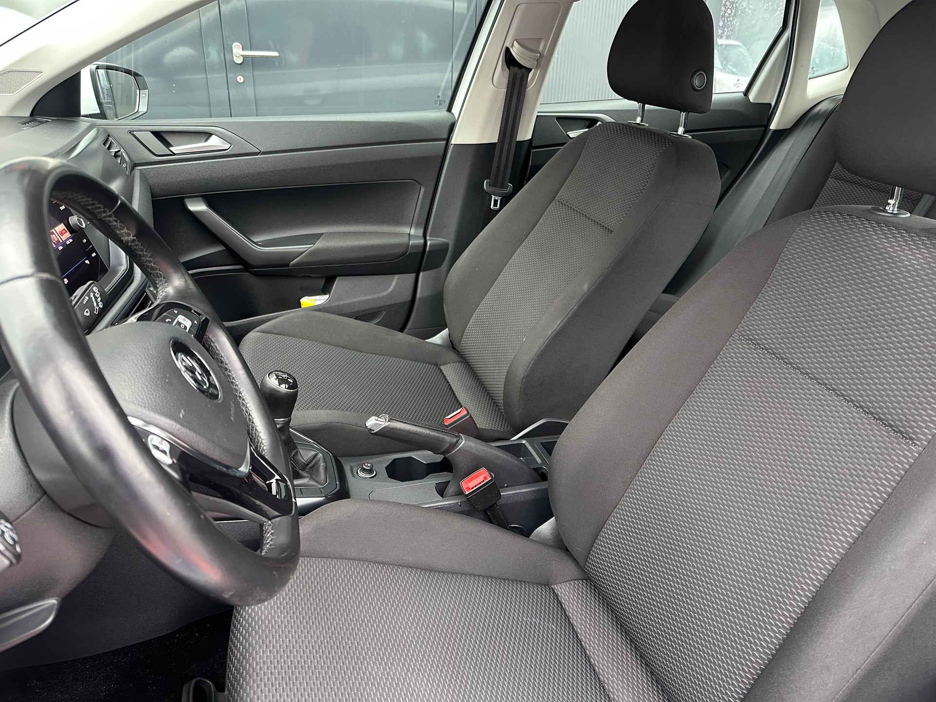 VW Polo 1.0 BMT Trendline-image-10