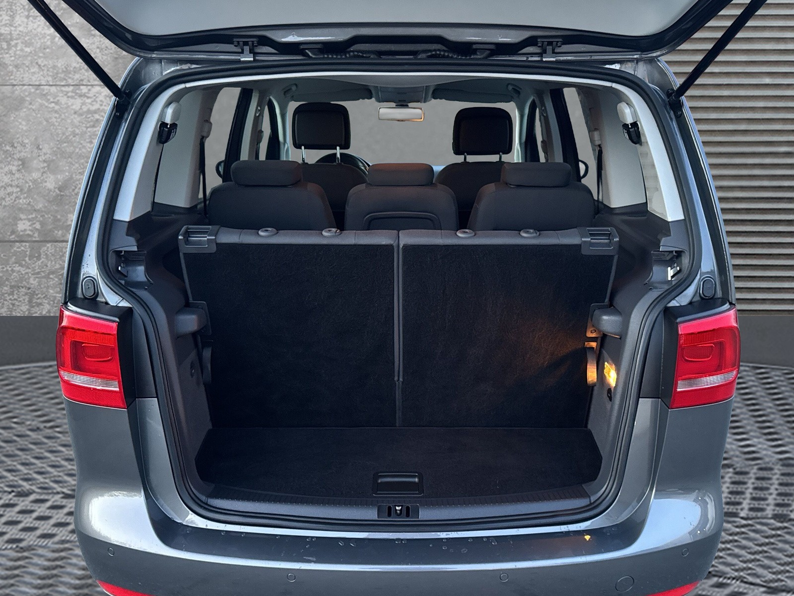 VW Touran 1.4 TSI Comfortline DSG-image-15