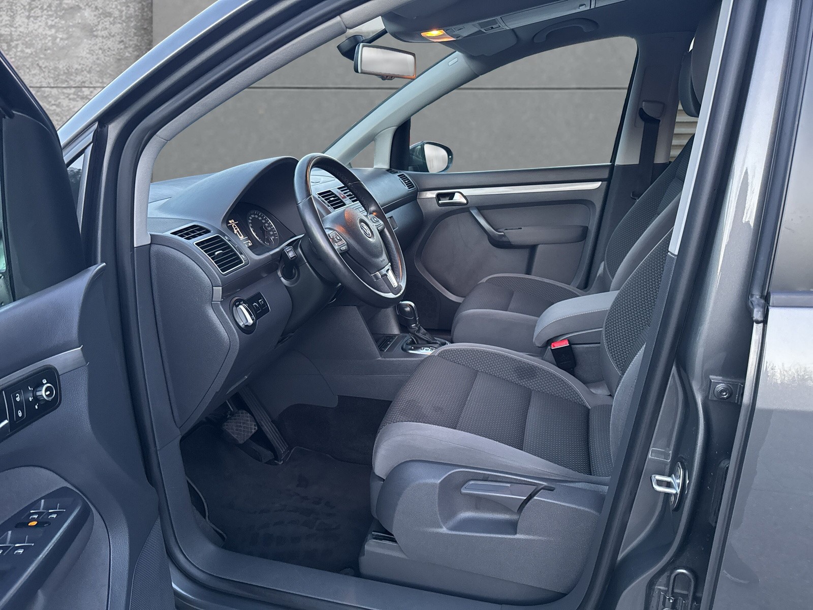 VW Touran 1.4 TSI Comfortline DSG-image-7