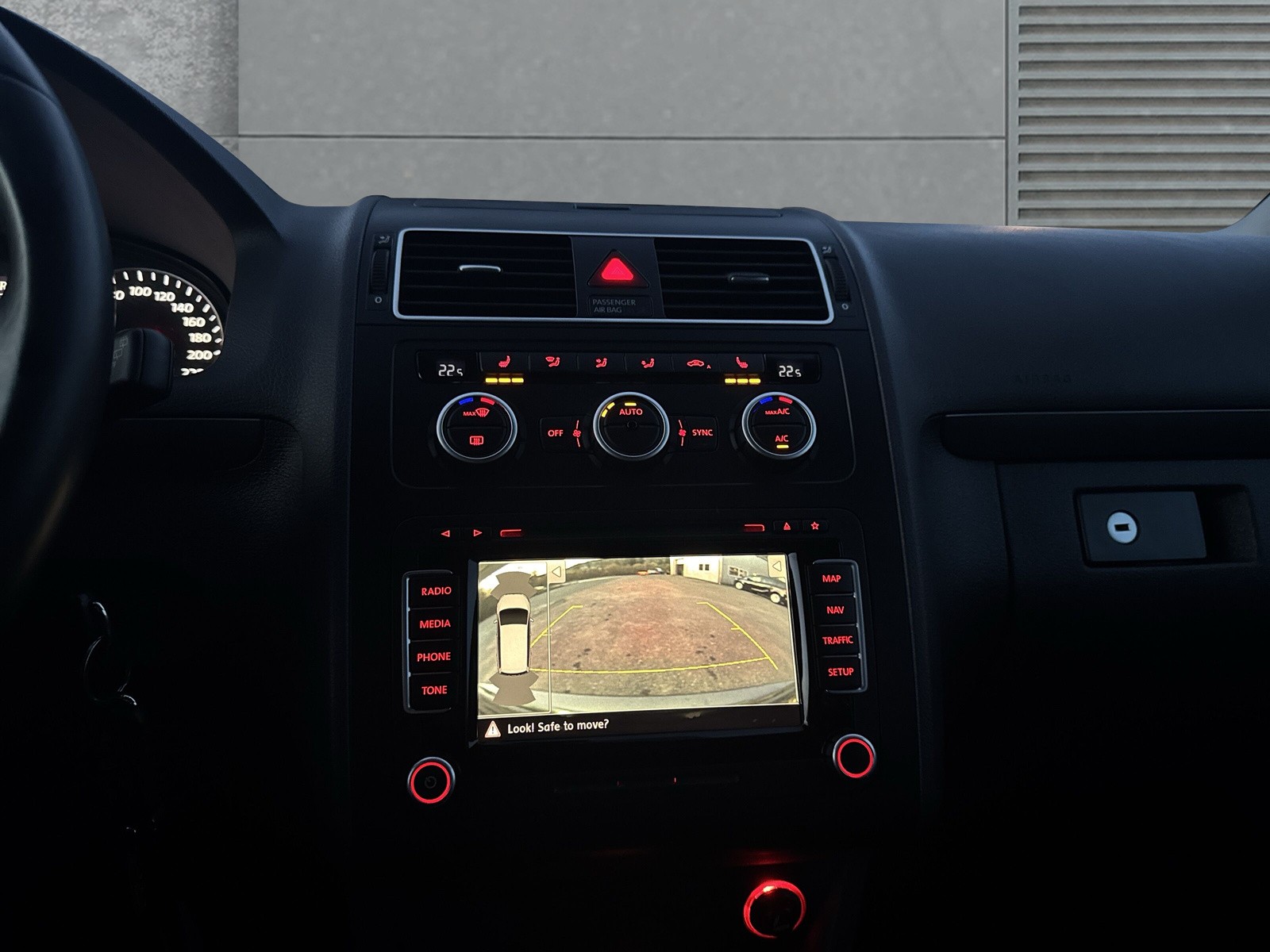 VW Touran 1.4 TSI Comfortline DSG-image-14