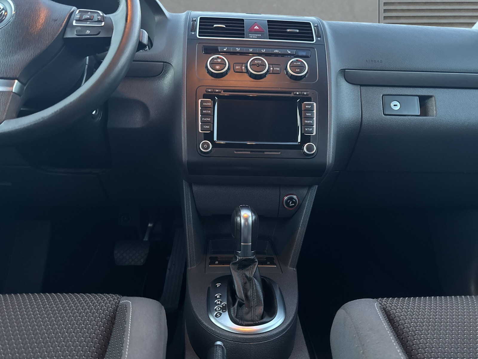 VW Touran 1.4 TSI Comfortline DSG-image-13