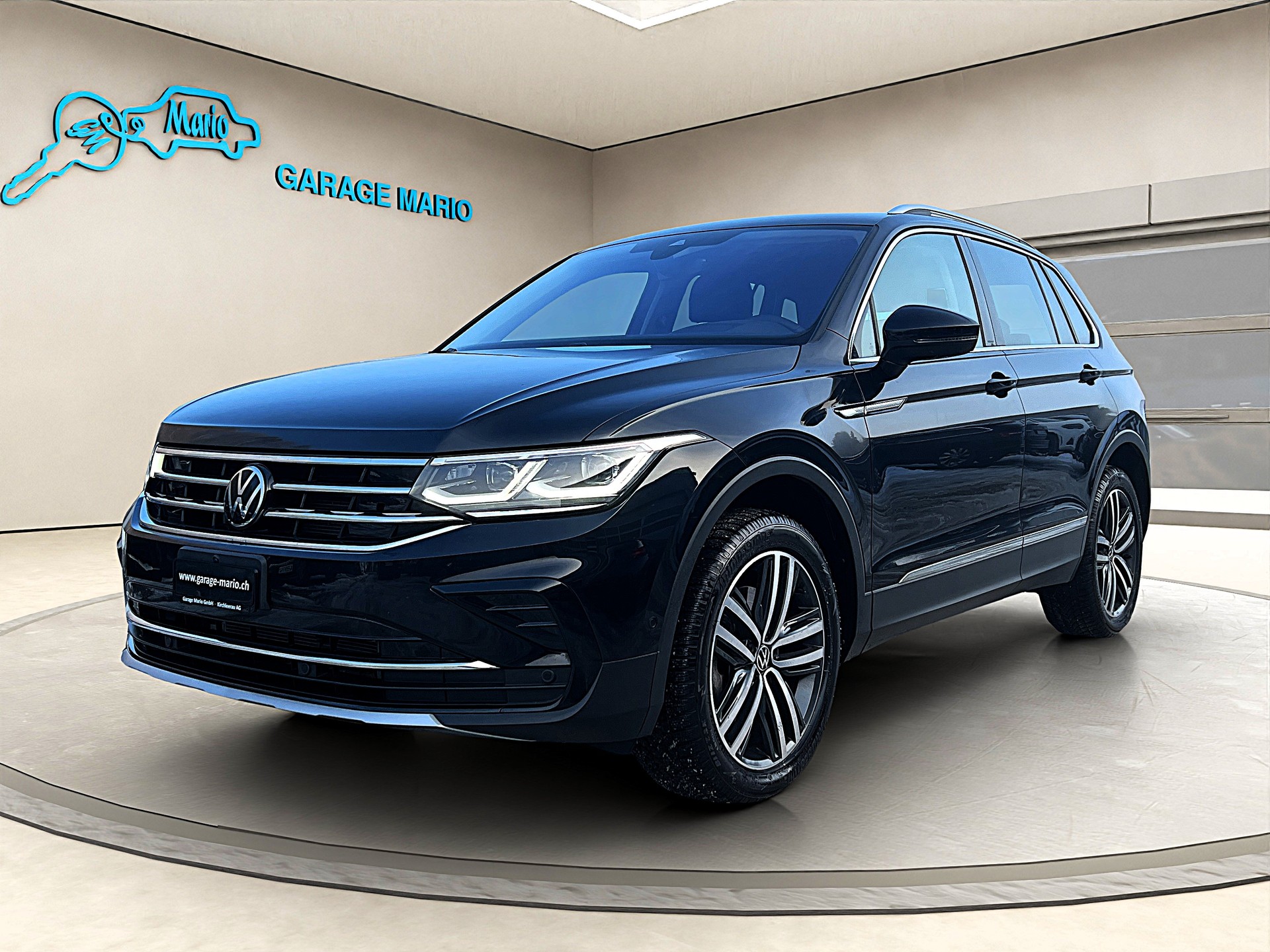 VW Tiguan 2.0 TDI SCR *Vollleder * Elegance * 4Motion DSG-image-2