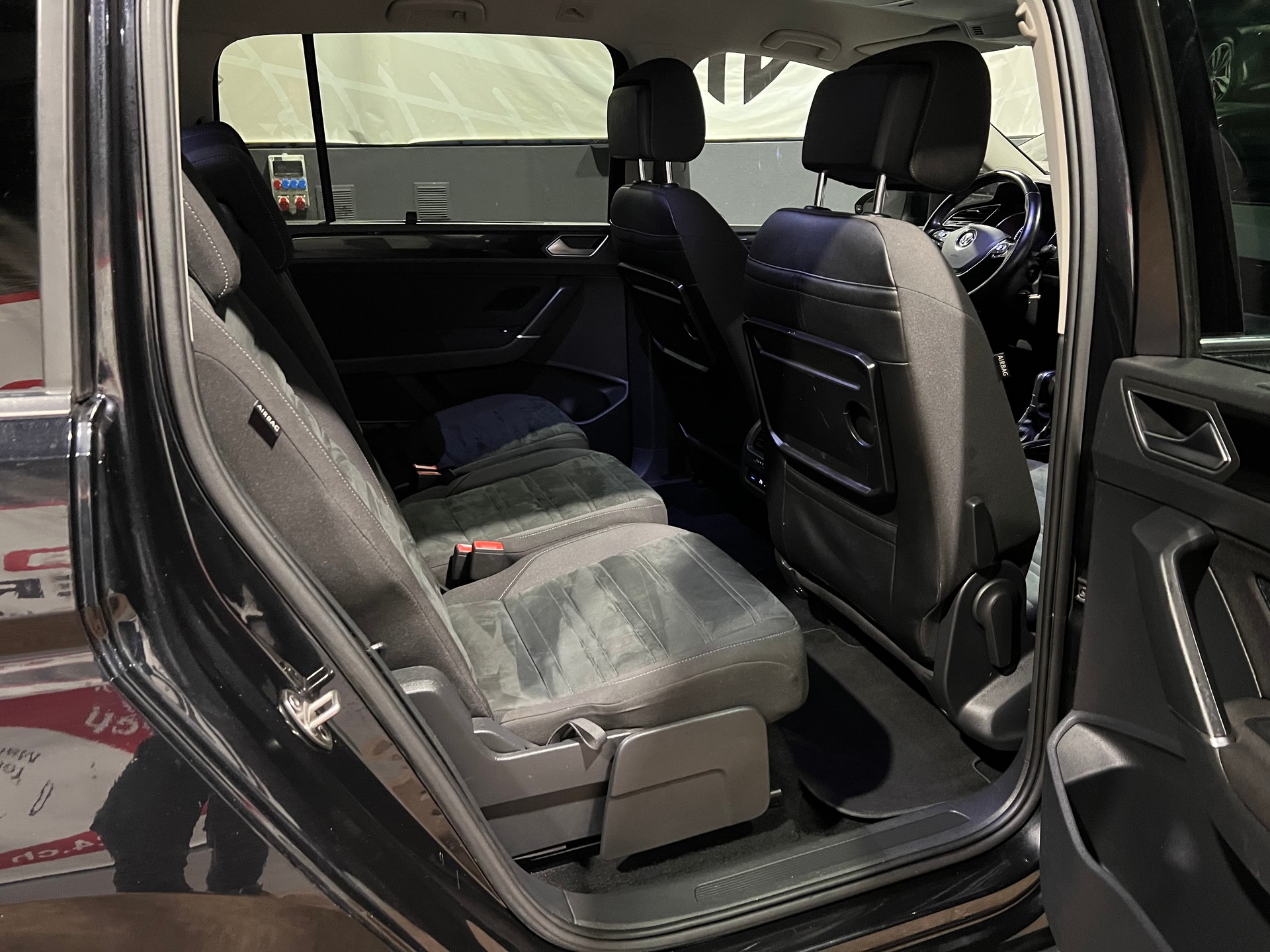 VW Touran 1.4 TSI BlueMotion Technology Highline DSG-image-15
