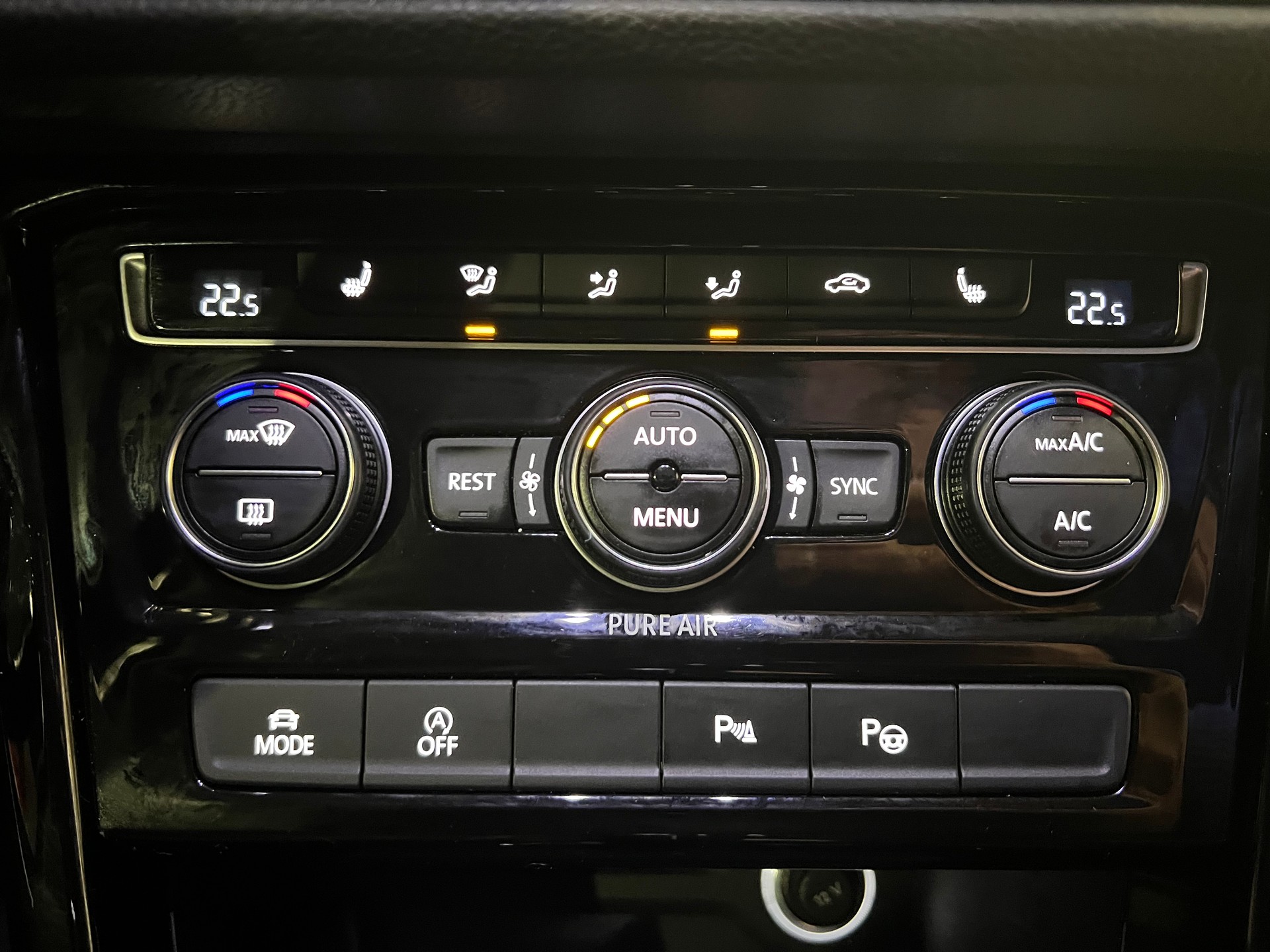 VW Touran 1.4 TSI BlueMotion Technology Highline DSG-image-20