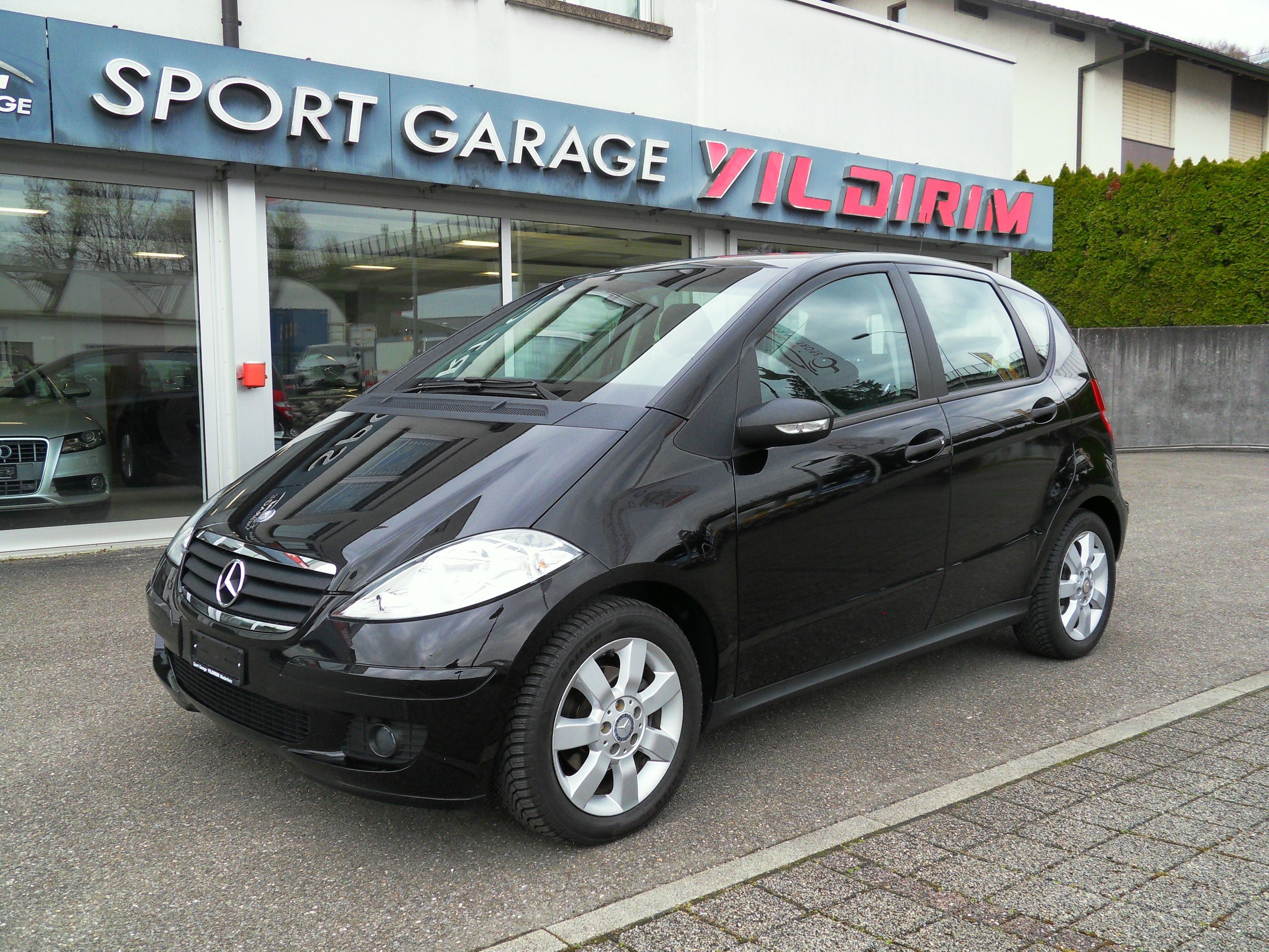 Car photo