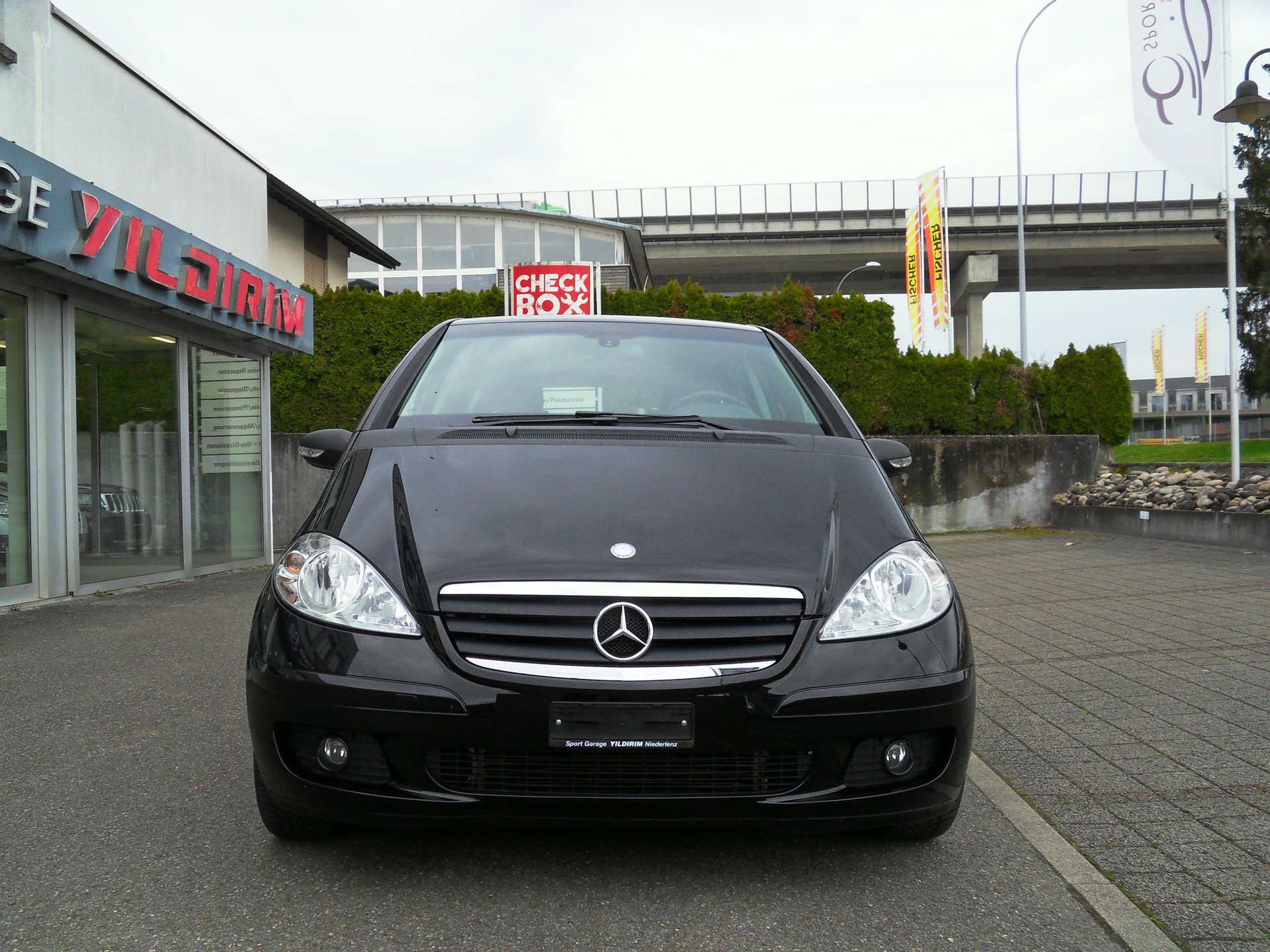 MERCEDES-BENZ A 150 Elégance Edition A-showroom-element-1