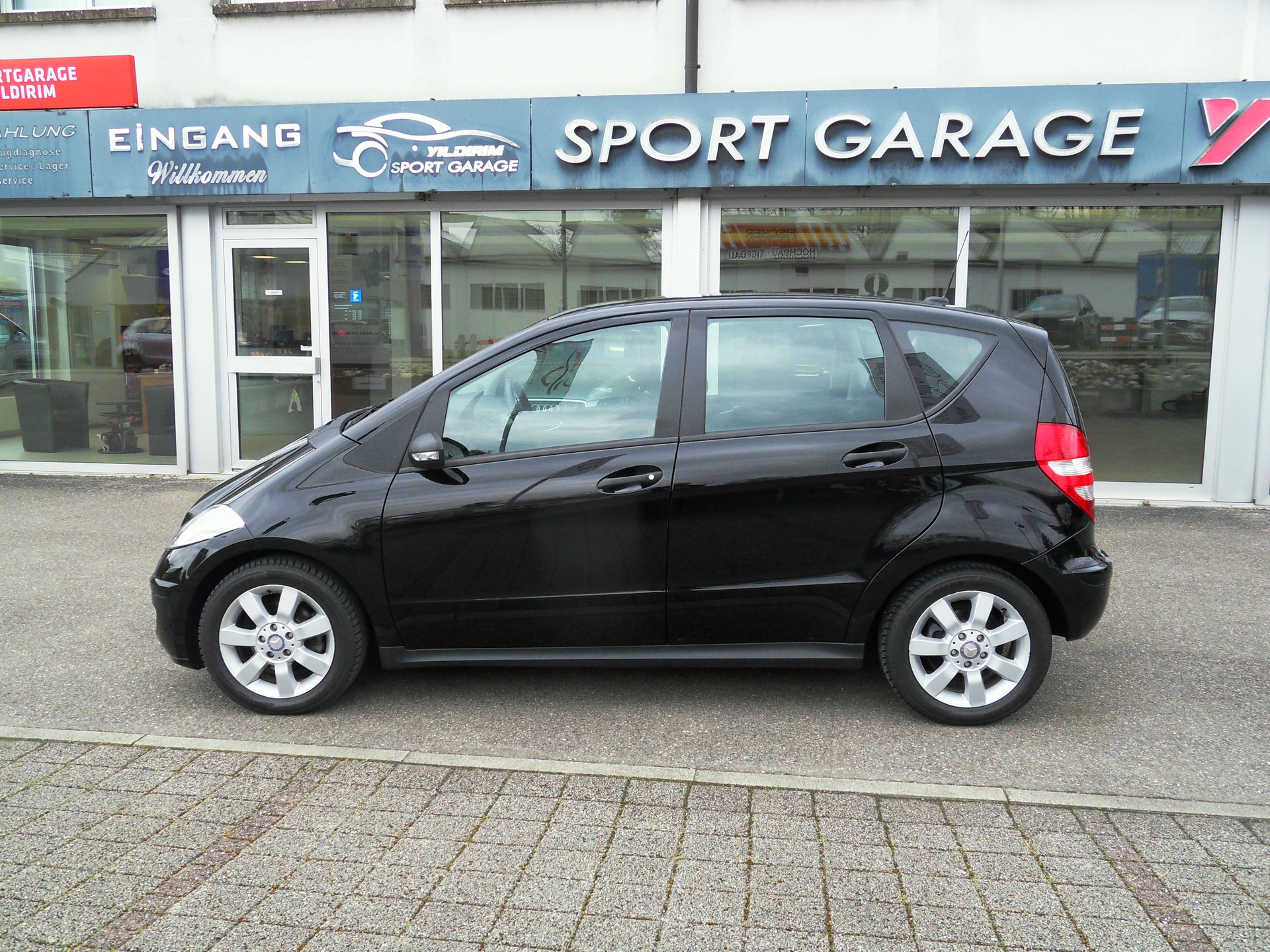 MERCEDES-BENZ A 150 Elégance Edition A-image-7