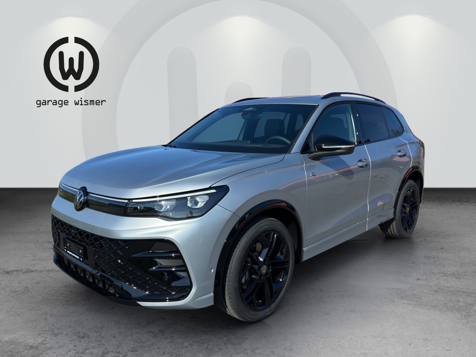 VW Tiguan 2.0 TSI DSG R-Line 4Motion-image-0