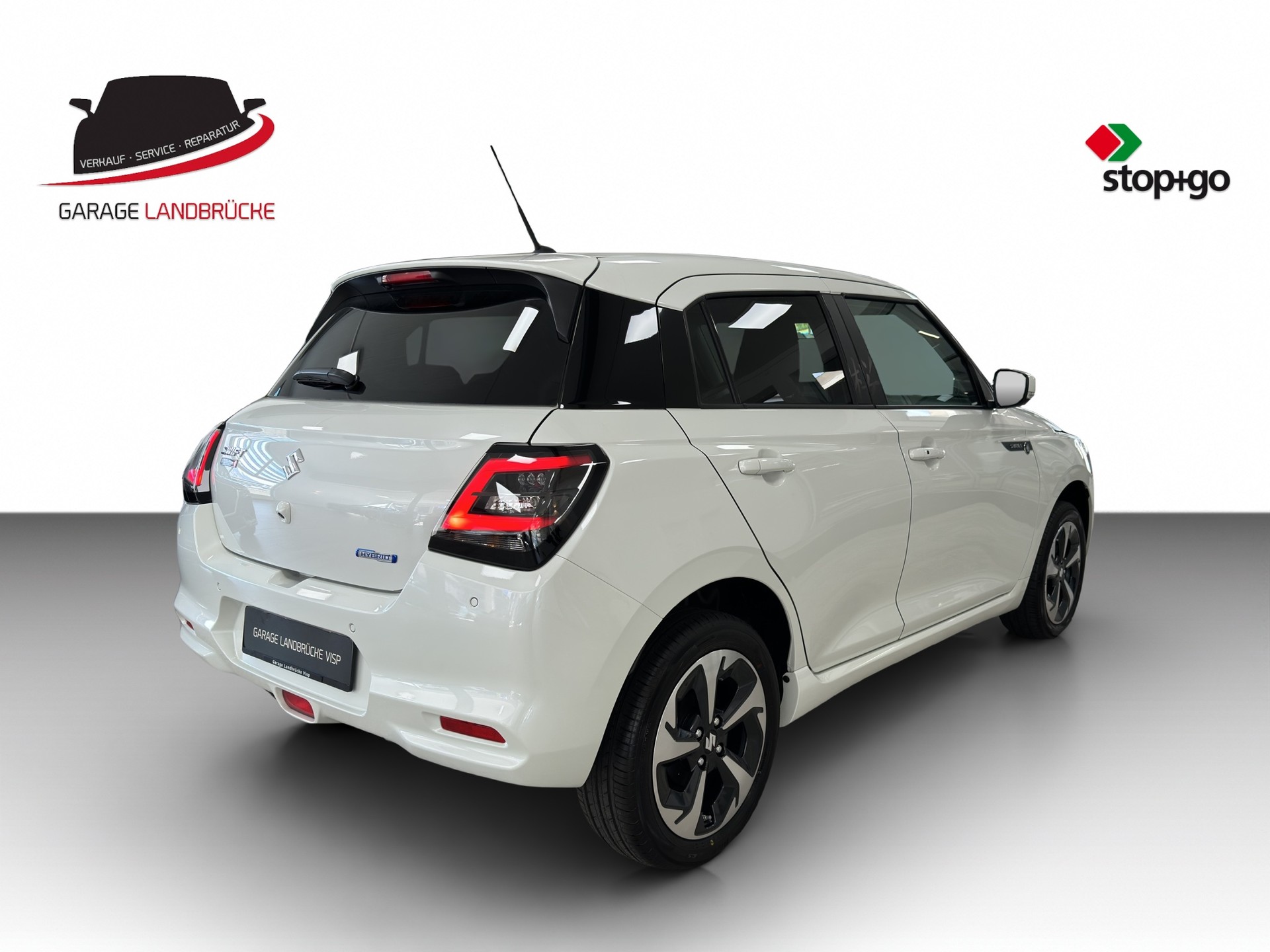 SUZUKI Swift 1.2 Sakura Top Hybrid 4x4-image-10