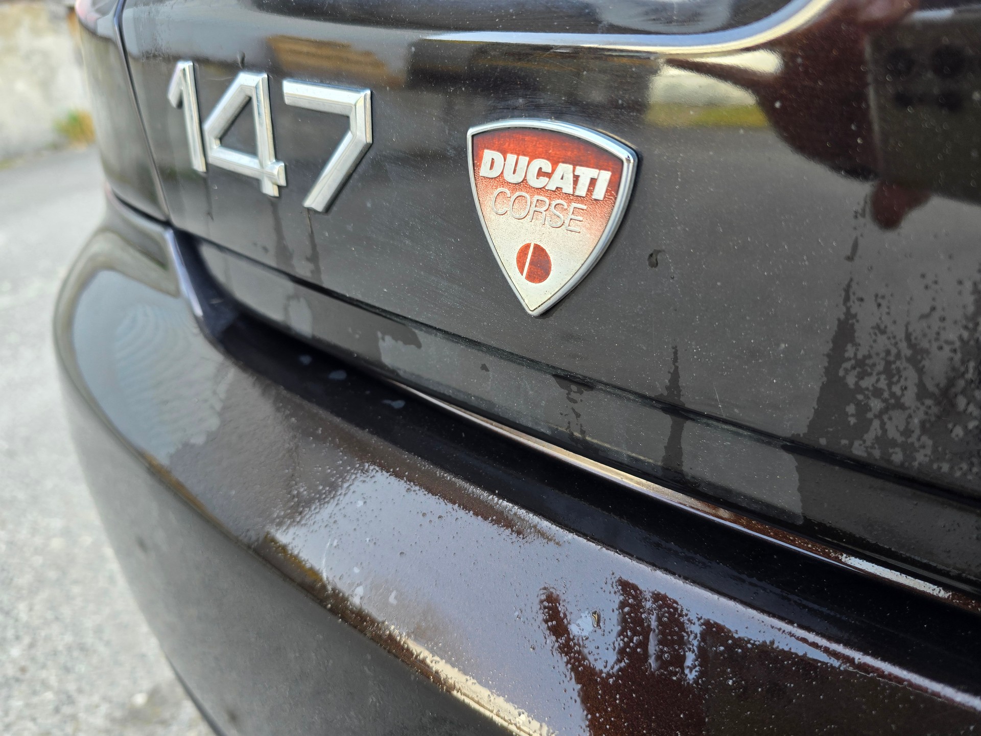 ALFA ROMEO 147 1.9 16V JTD Ducati Corse-image-8