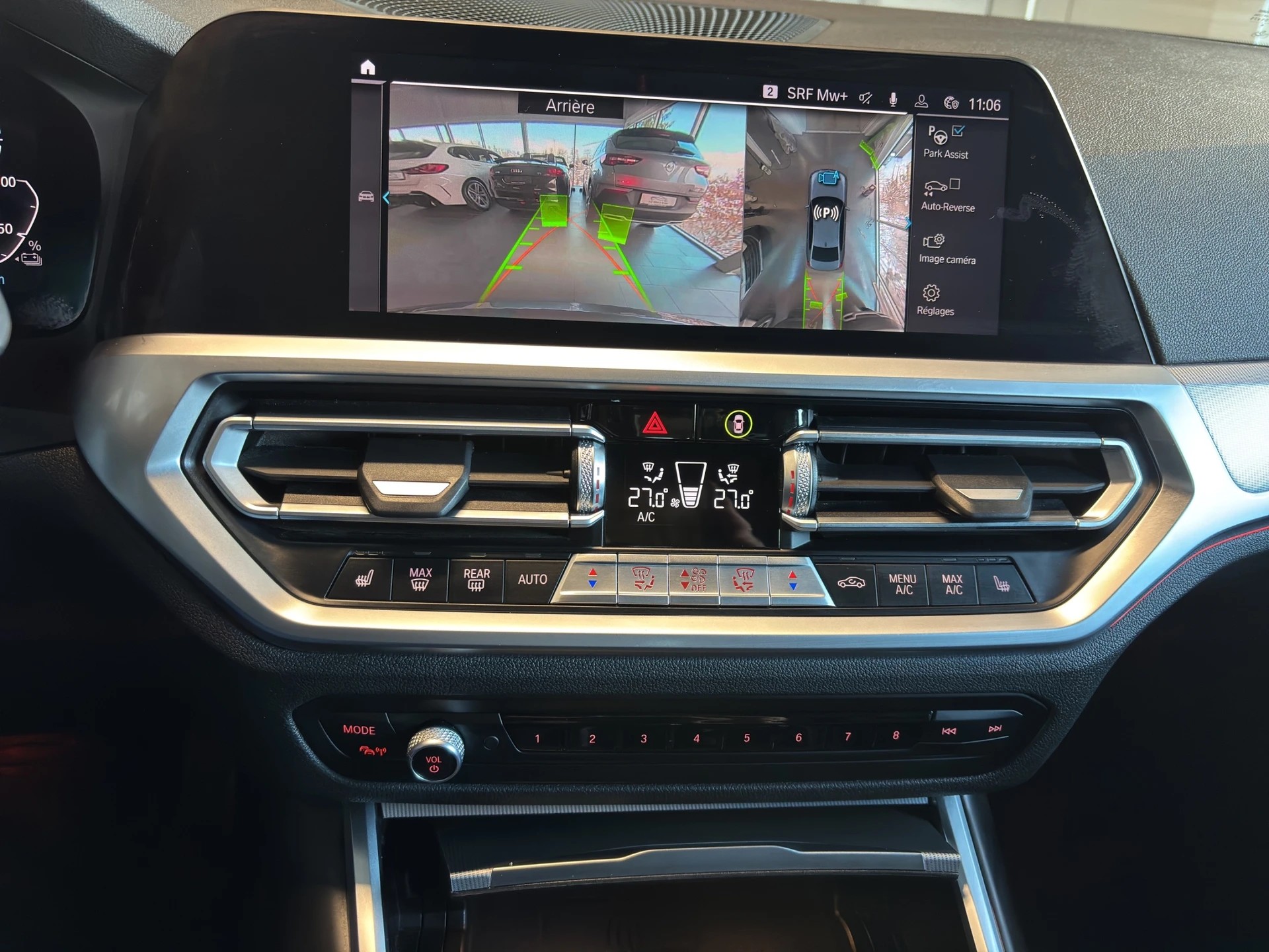 BMW 330e xDrive M Sport Steptronic-image-14